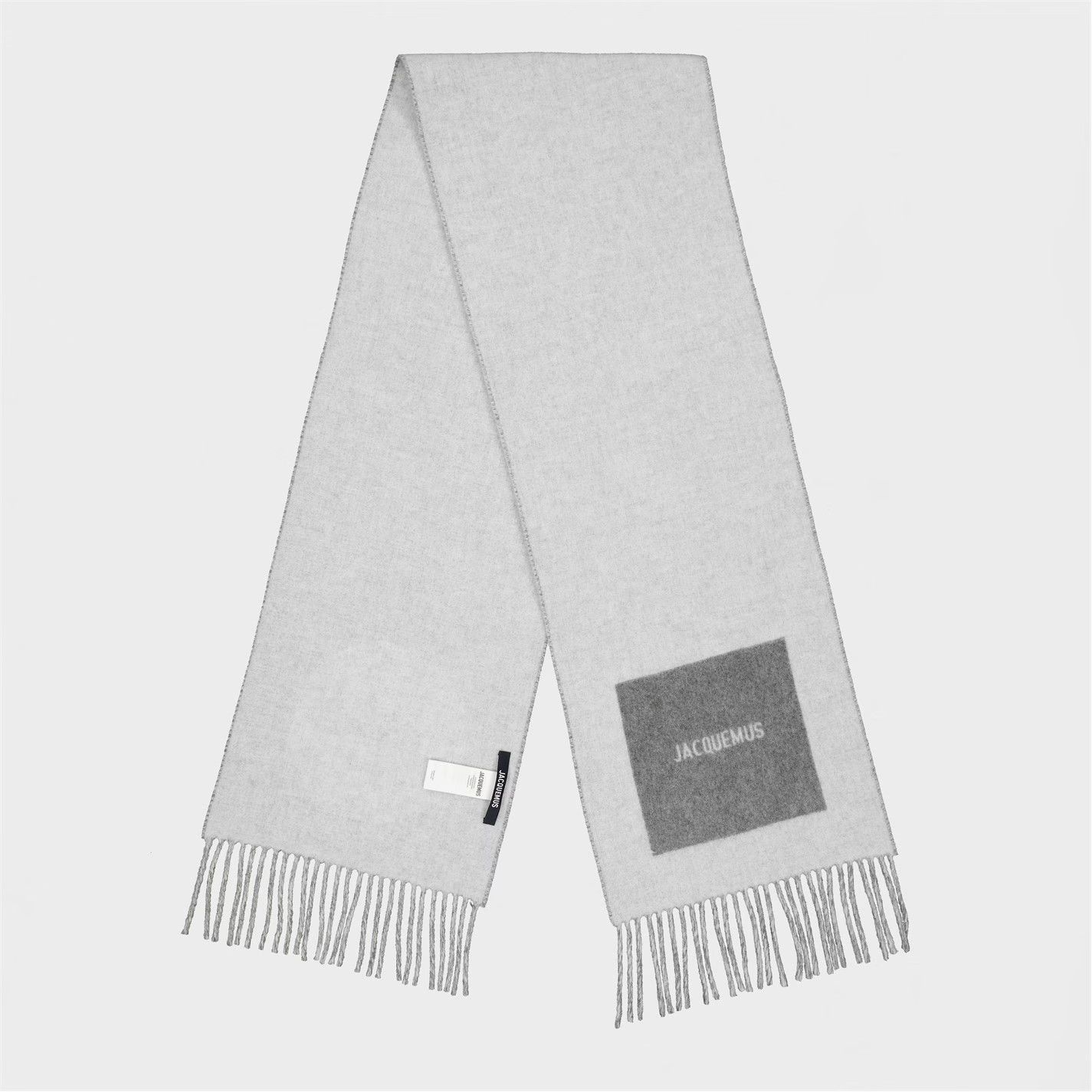 Jacquemus o1g2r1mq0426 Size: OS / Knitted Scarf in Grey Size ONE SIZE - 1 Thumbnail