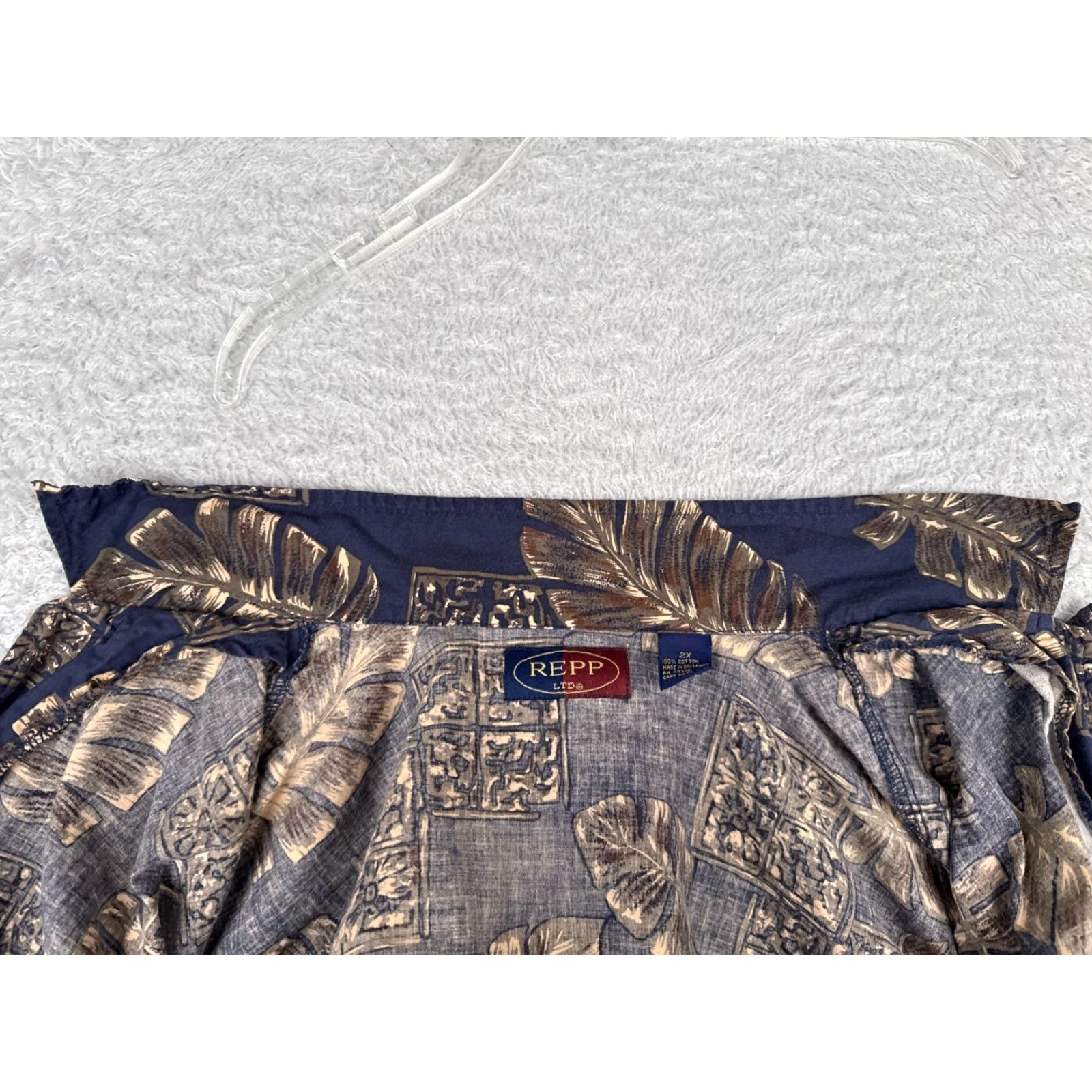 Vintage Repp Ltd Shirt Adult 2XL Blue Beige Floral Palm Tile Button Hawaiian Cotton Size US XXL / EU 58 / 5 - 2 Thumbnail