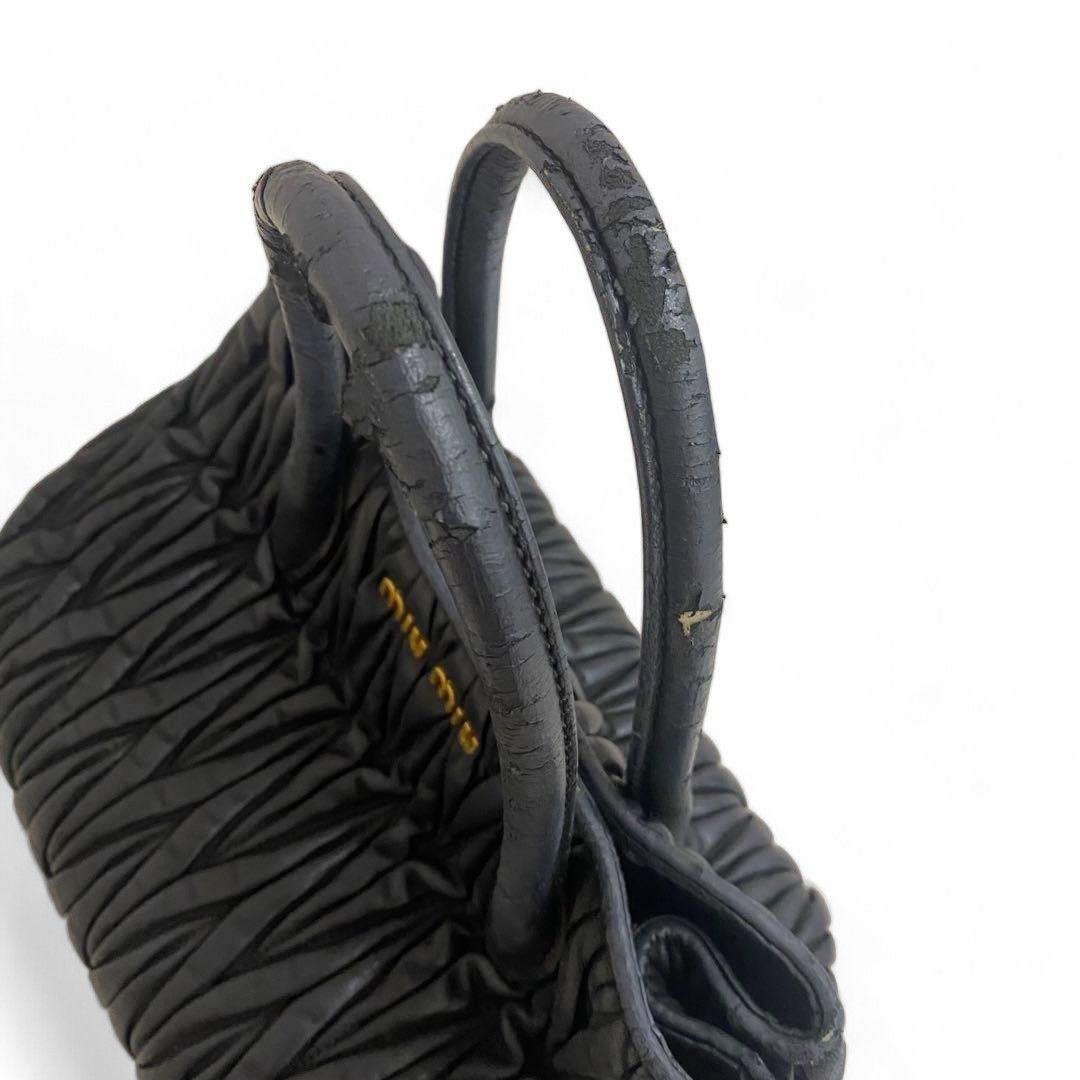 Miu Miu Miu Miu - Matelasse Quilted Band Handbag Black Size ONE SIZE - 4 Thumbnail