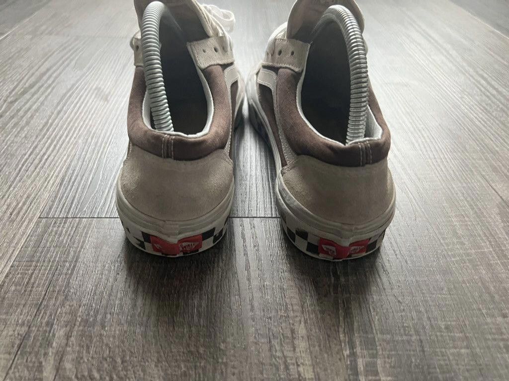 Vans VANS • Old Skool "Brown Canvas" (7M) Size US 7 / EU 40 - 10 Thumbnail