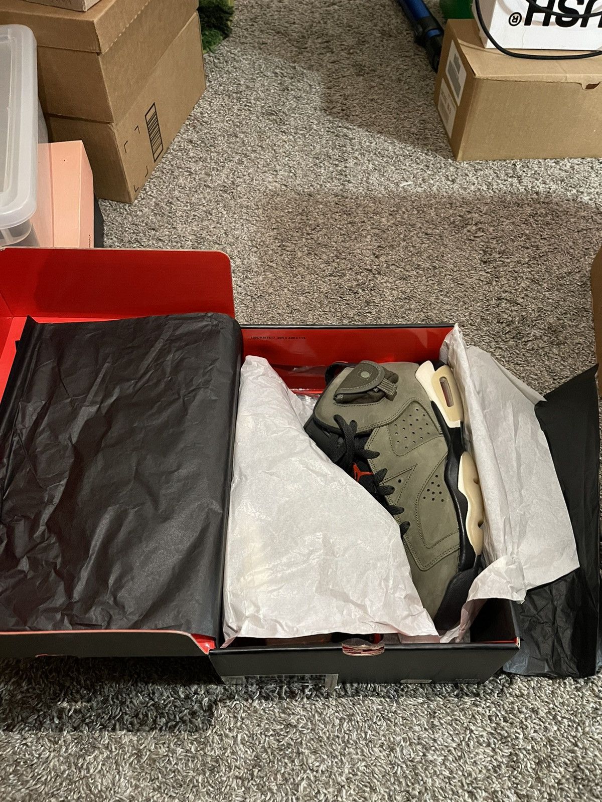 Jordan Brand Travis Scott Cactus Jack Jordan 6s Size US 7 / EU 40 - 1 Thumbnail