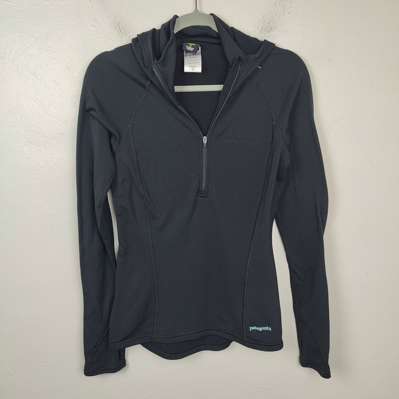 Patagonia Patagonia Capilene 4 Hoody Womens Small black Waffle Size S / US 4 / IT 40 - 1 Thumbnail