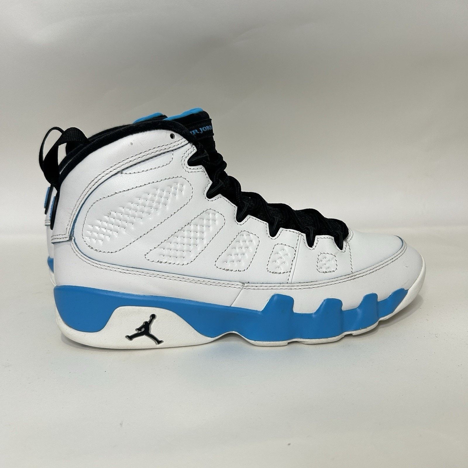 Nike Air Jordan 9 Retro OG “Summit White Powder Blue”