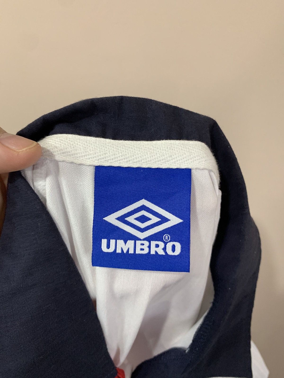 Umbro England 1997 Home Football Shirt Umbro Soccer Vintage Sz XL Size US XL / EU 56 / 4 - 16 Thumbnail