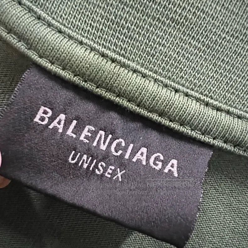 Balenciaga Balenciaga Green tape logo printed short sleeve Size US L / EU 52-54 / 3 - 3 Thumbnail