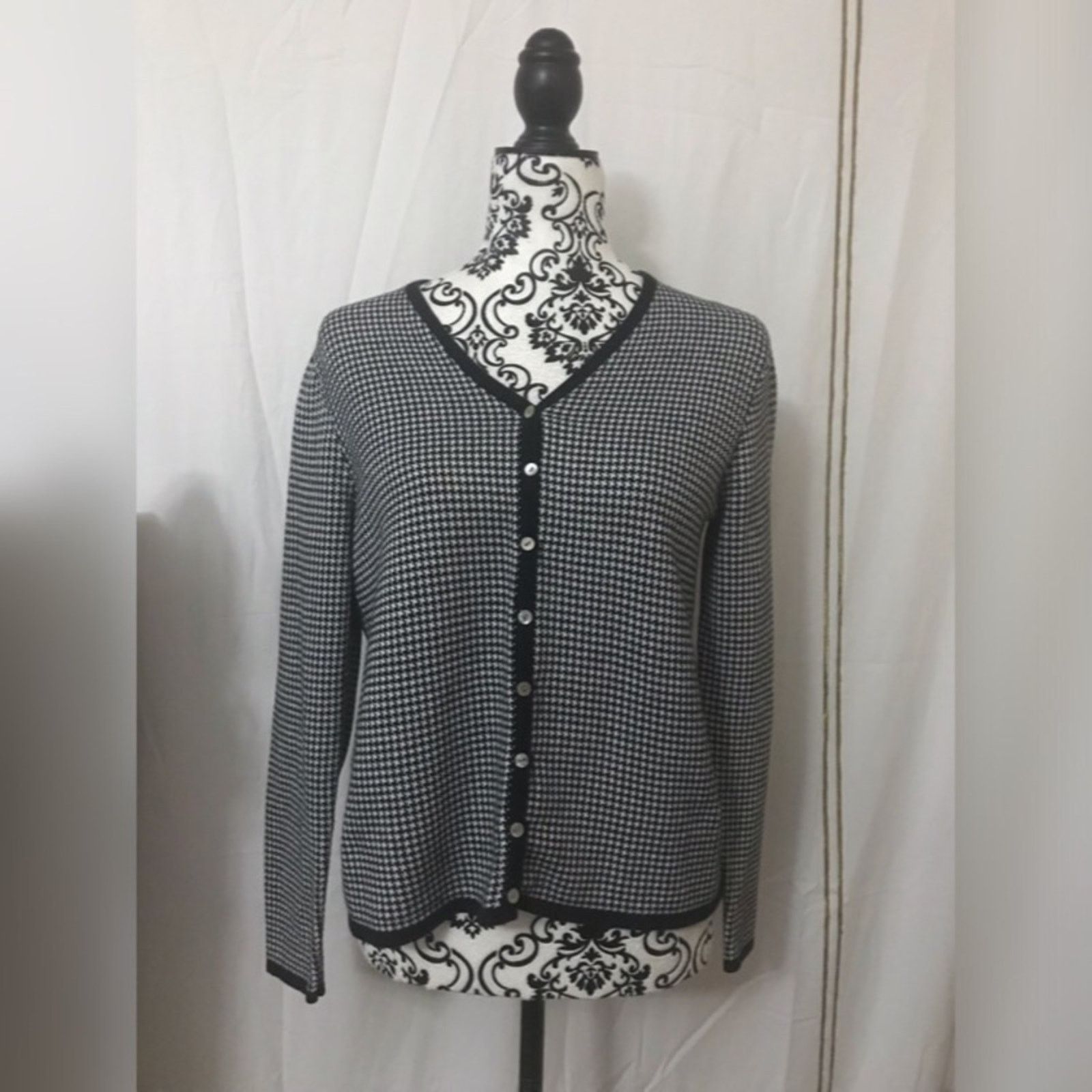 Other Petite Sophisticate Career Cardigan Sweater Size L / US 10 / IT 46 - 1 Thumbnail