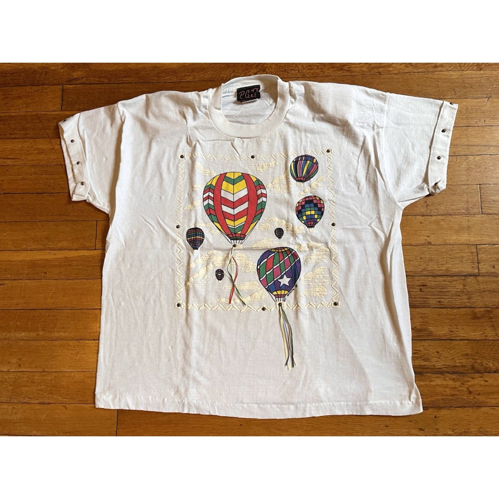 Vintage VINTAGE PGB Hot Air Balloons Shirt Women’s M/L White 90s Team Shirts Size M / US 6-8 / IT 42-44 - 2 Thumbnail