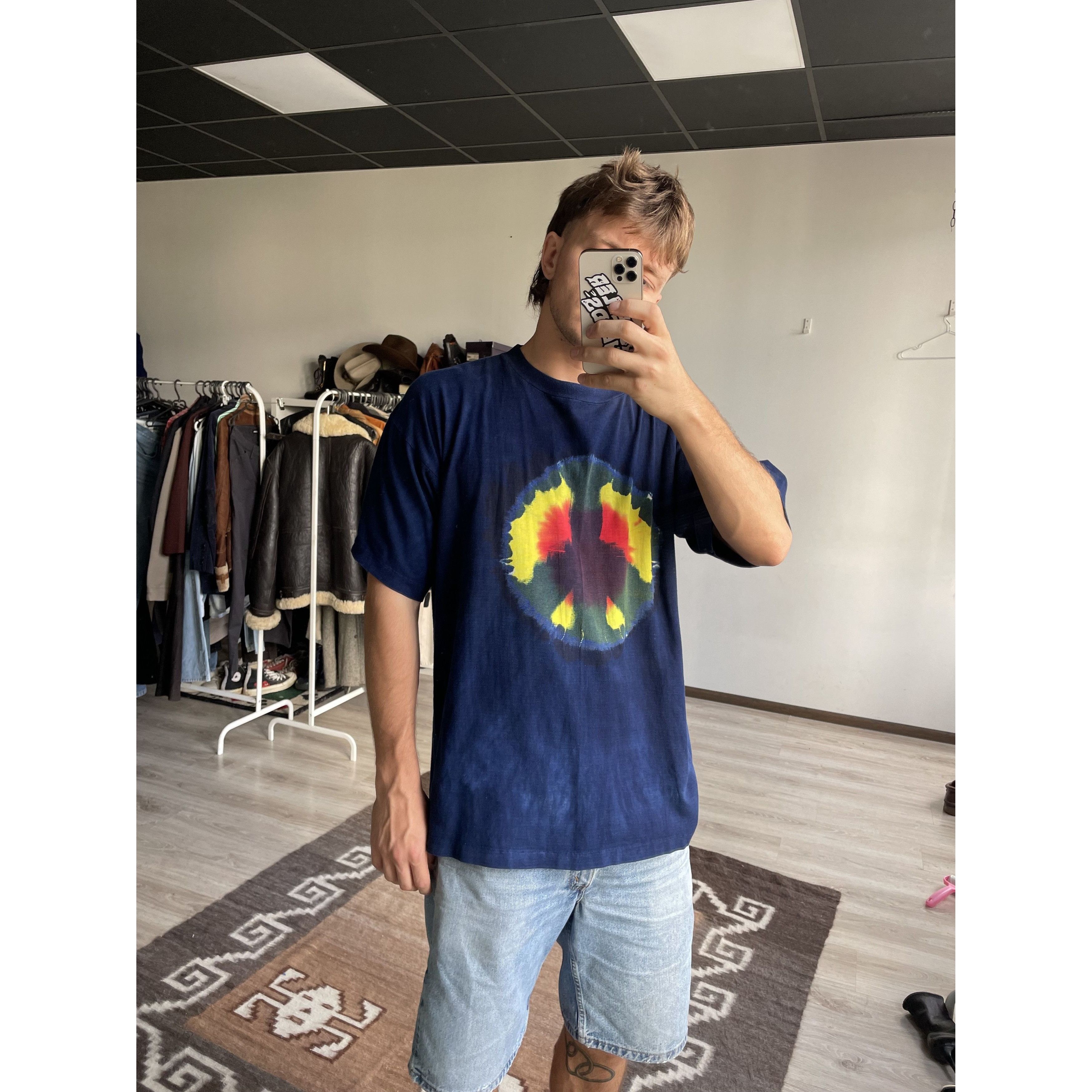 Vintage Peace Love Hippie y2k T Shirt 4690AC Size US XL / EU 56 / 4 - 1 Thumbnail