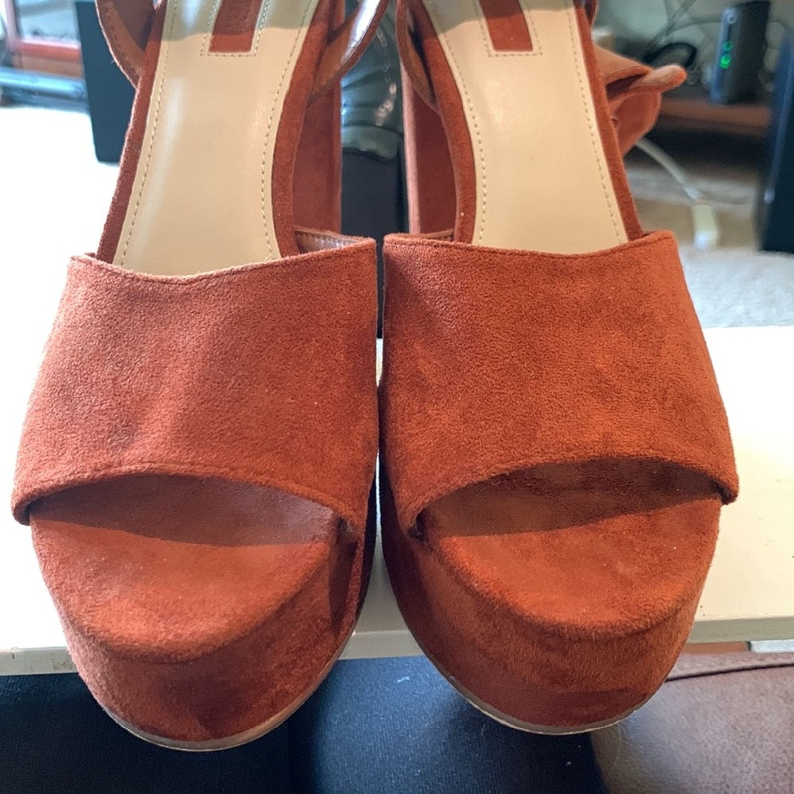 Vintage 70’s platform rust brown vegan faux suede sandals Size US 10 / IT 40 - 3 Thumbnail