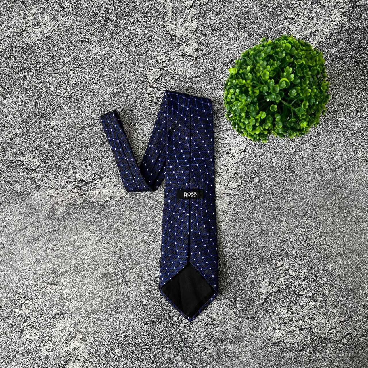 Hugo Boss HUGO BOSS Men's Silk Tie Blue And Ivory Striped Pattern Size ONE SIZE - 1 Thumbnail