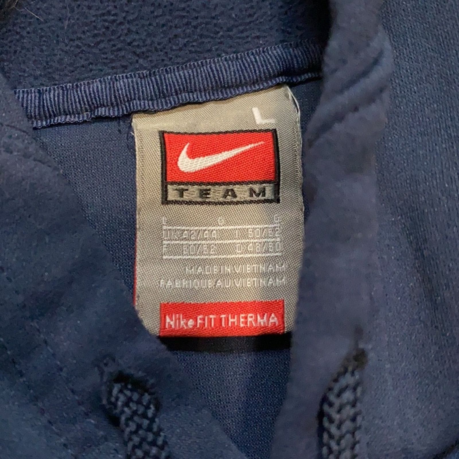 Nike Y2K Nike center swoosh Therma-Fit hoodie Size US L / EU 52-54 / 3 - 5 Thumbnail