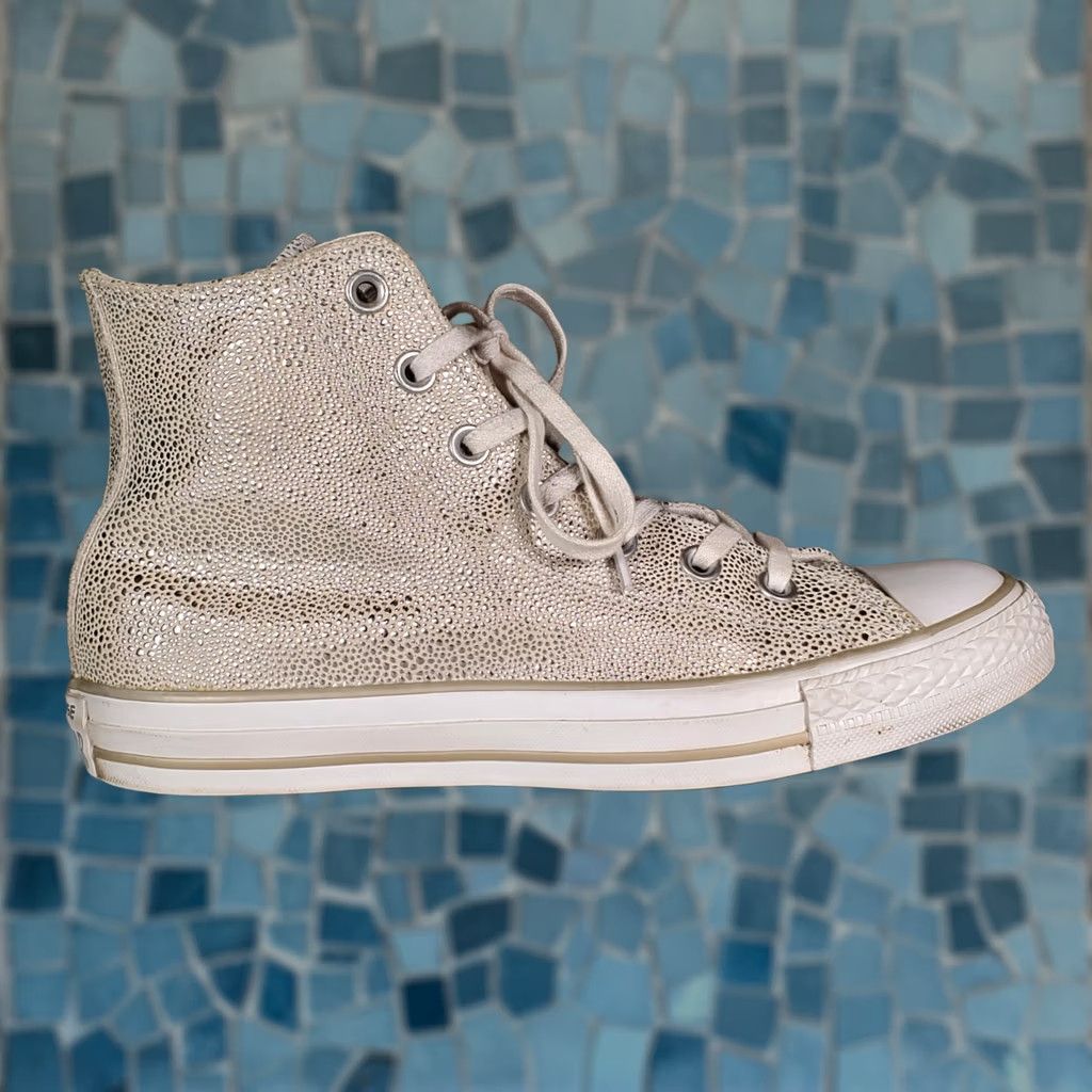 Converse Converse All Star Chuck Taylor CTAS Stingray Metallic Hi Pure Silver Women US 8 Size US 6 / IT 36 - 1 Thumbnail