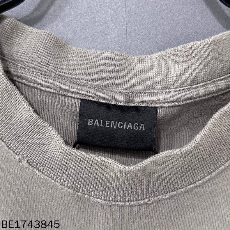 Balenciaga Balenciaga Front and back embroidered logo short-sleeve Size US XS / EU 42 / 0 - 4 Thumbnail
