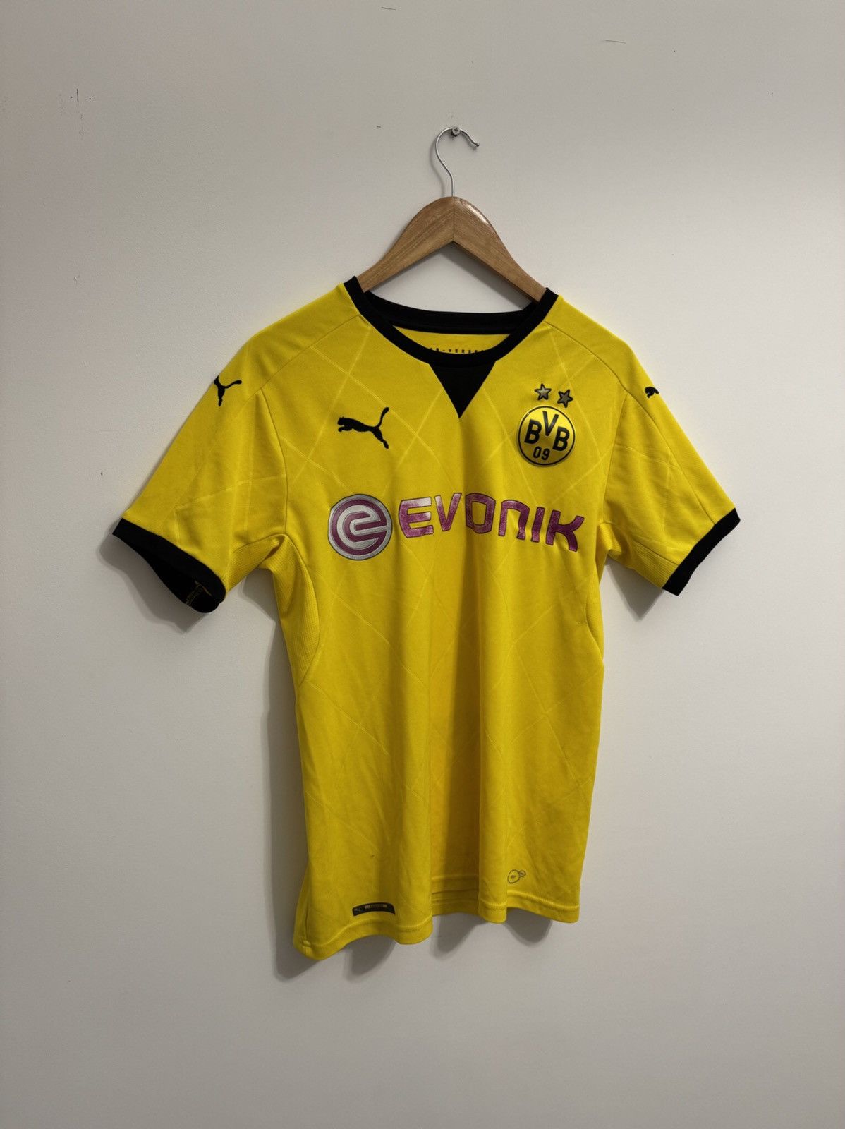 Puma × Vintage 2017 BVB Puma Borrusia Dortmund Yellow Jersey Size US S / EU 44-46 / 1 - 2 Thumbnail