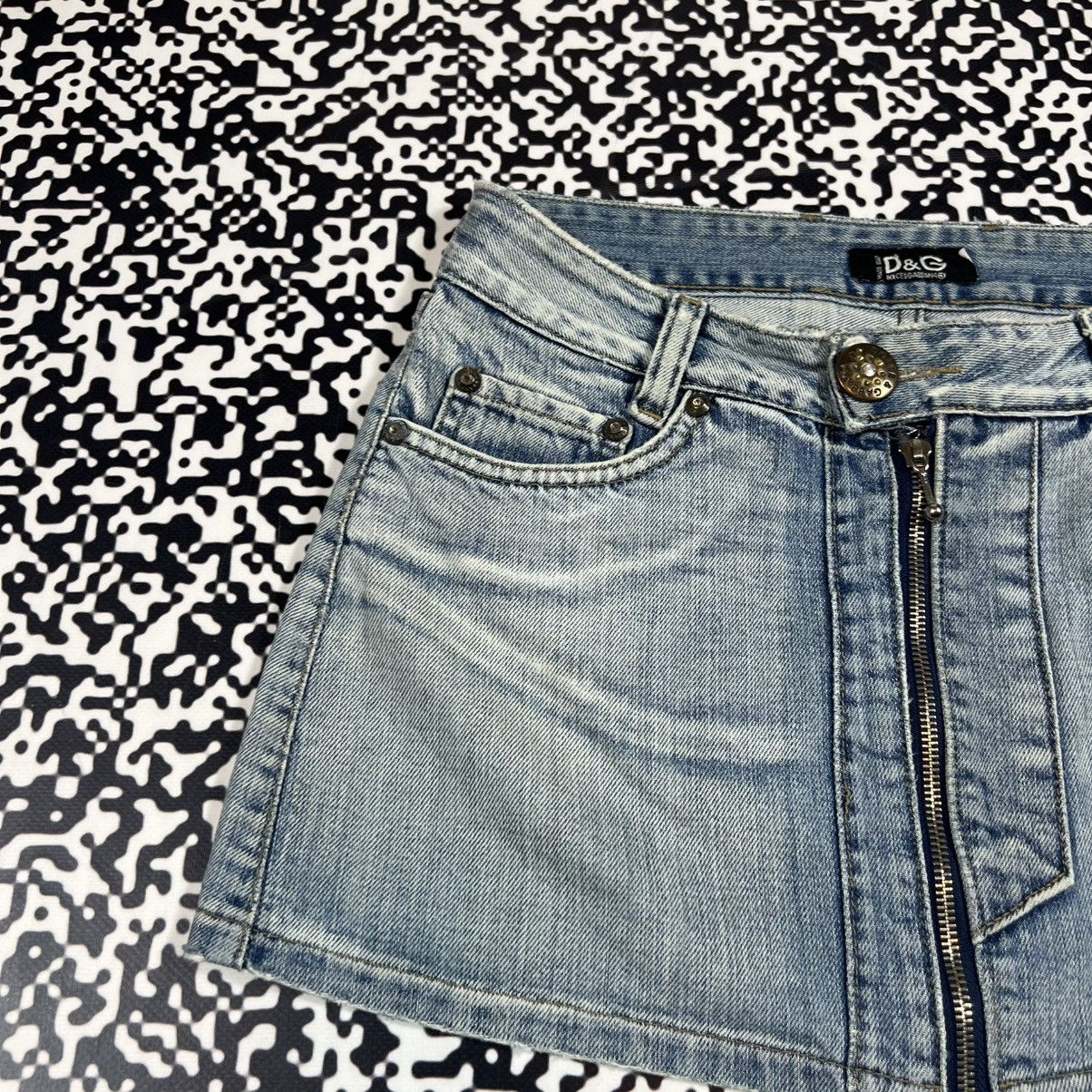 Dolce & Gabbana Vintage 90s D&G Dolce Gabbana Denim Mini Skirt Retro Luxury Size 28" / US 6 / IT 42 - 5 Thumbnail