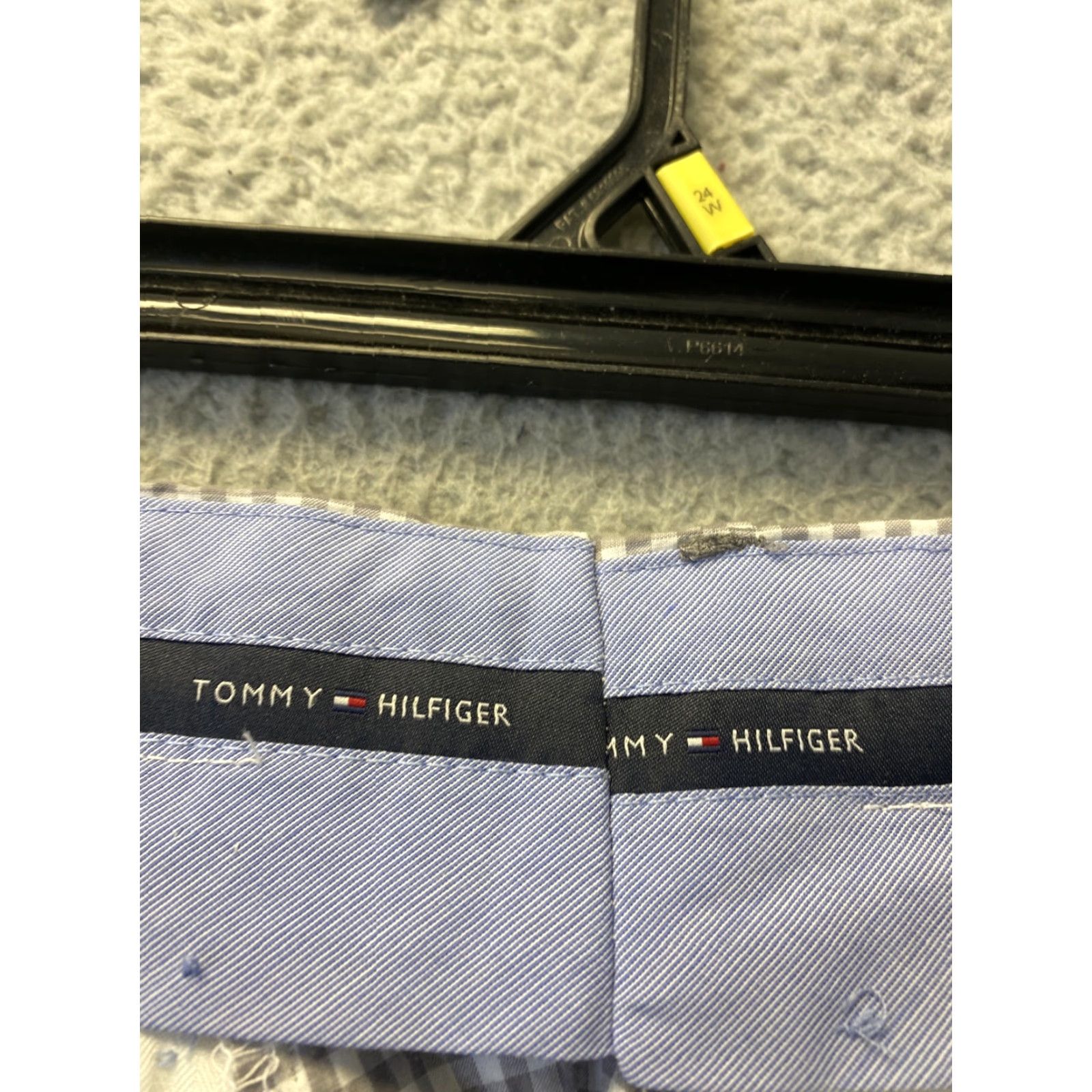 Tommy Hilfiger VINTAGE Tommy Hilfiger Men’s Dress Pants Gray Plaid 36W 32L Inseam 32 Dry Clean Only Mens Pants Size US 36 / EU 52 - 4 Thumbnail