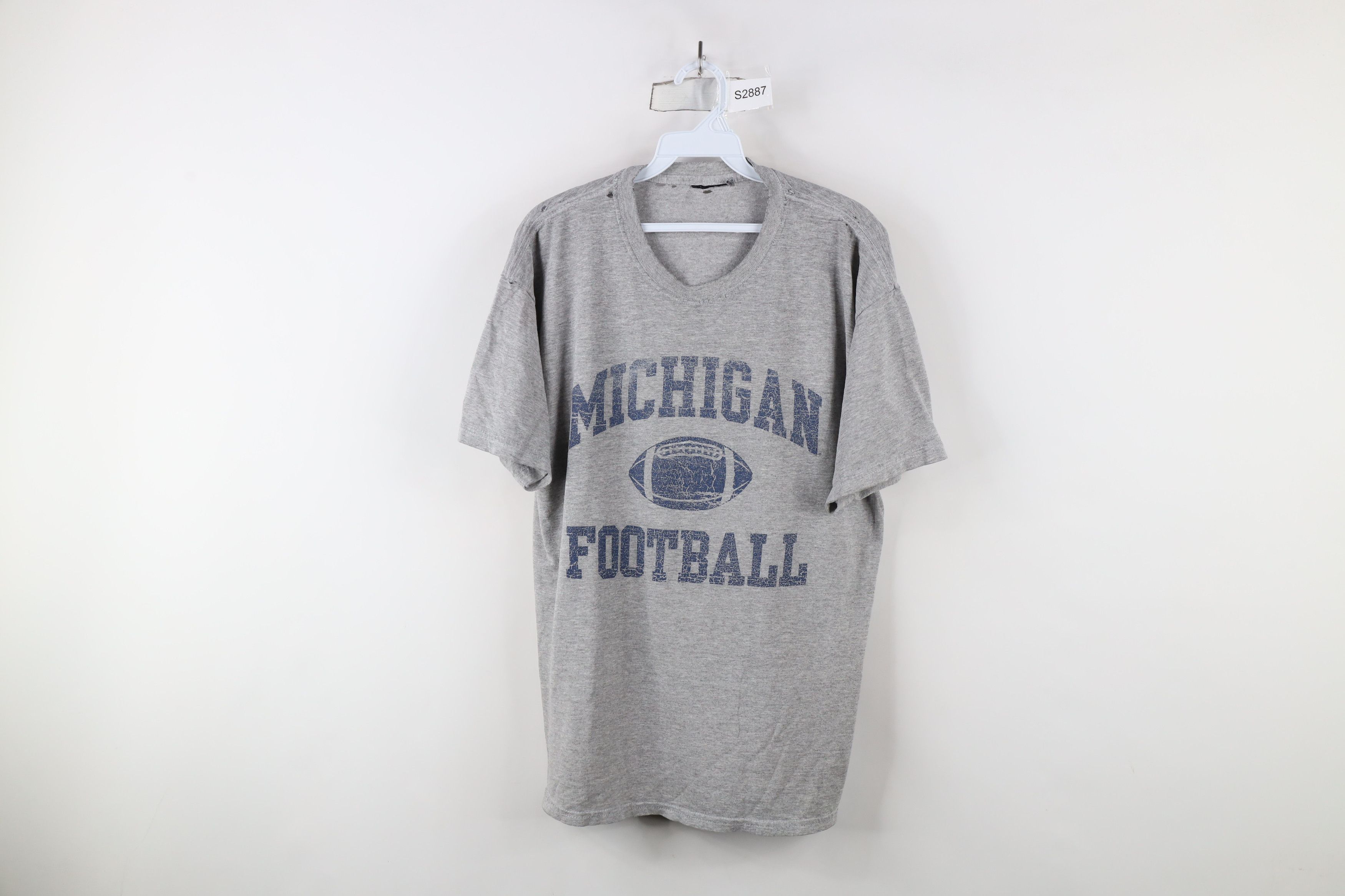 Vintage Vintage 90s Spell University of Michigan Football T-Shirt Size US L / EU 52-54 / 3 - 1 Thumbnail