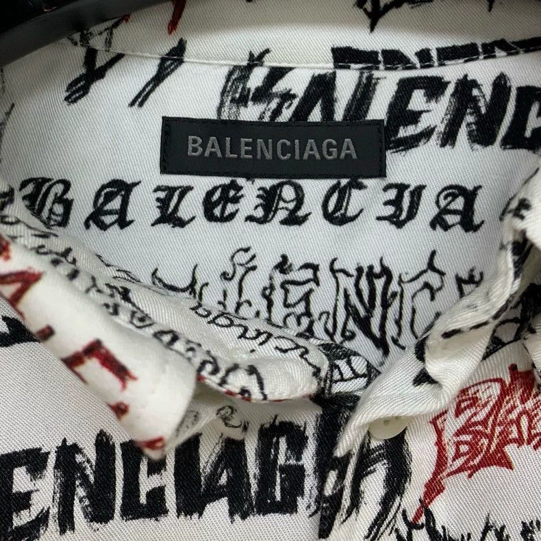 Balenciaga Balenciaga size 37 Full Print Letter Shirt Size US XS / EU 42 / 0 - 2 Thumbnail