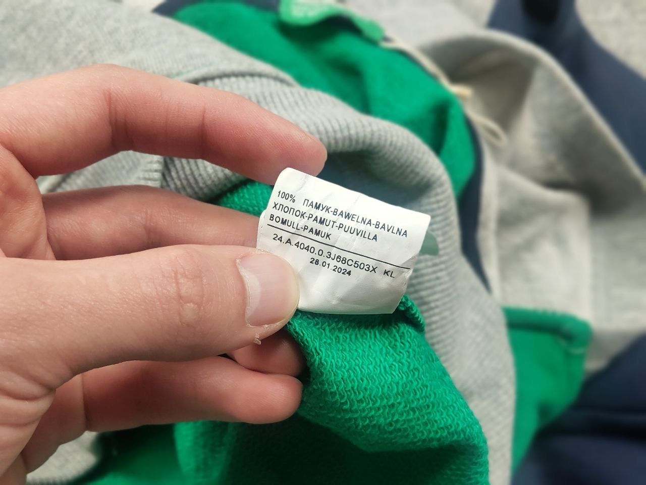 United Colors Of Benetton United colors of benetton Design cotton Logo Zip Hoodie Size US S / EU 44-46 / 1 - 16 Thumbnail