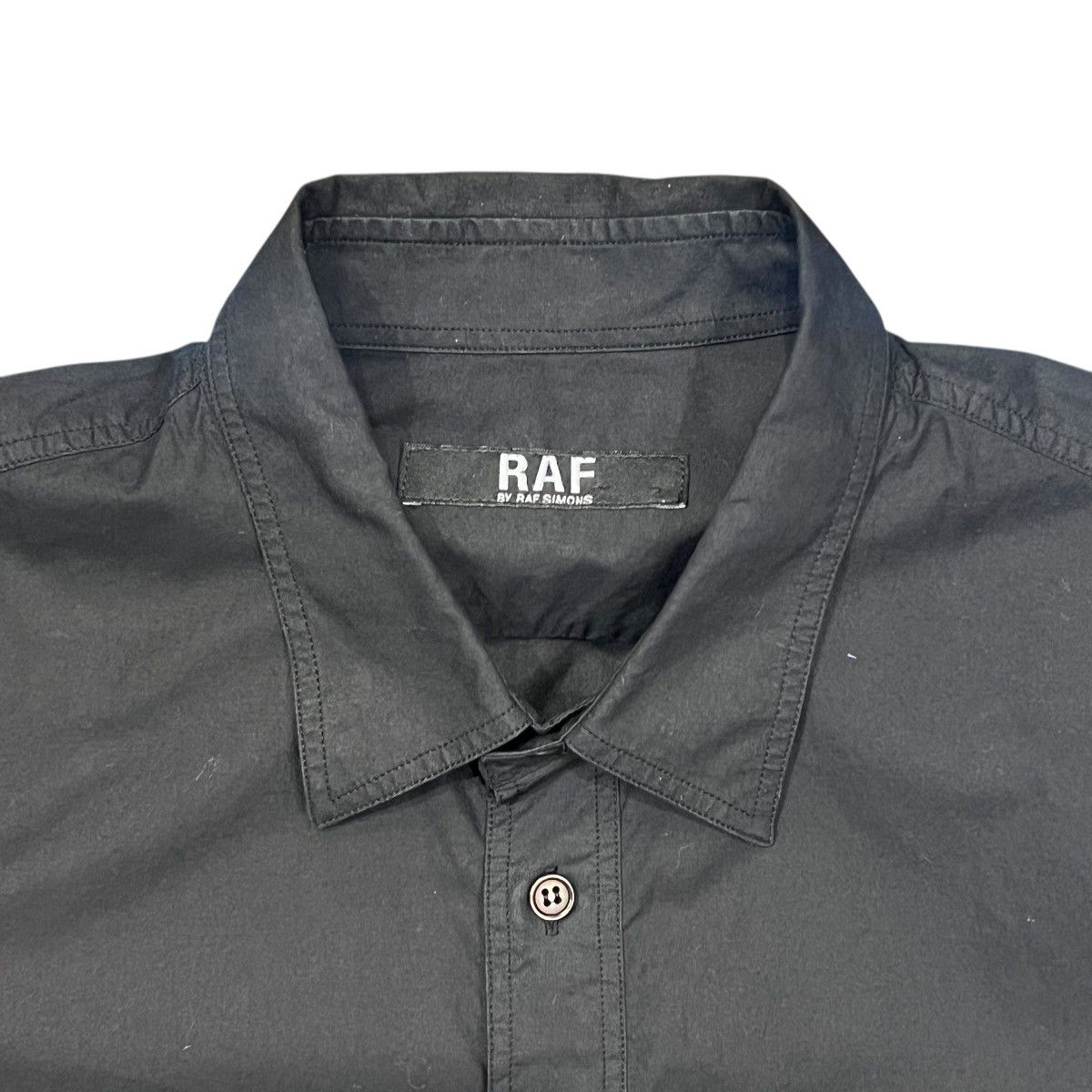 Raf by Raf Simons RAF By RAF SIMONS Emblem Cargo Pocket Arm Shirts Size US L / EU 52-54 / 3 - 3 Thumbnail