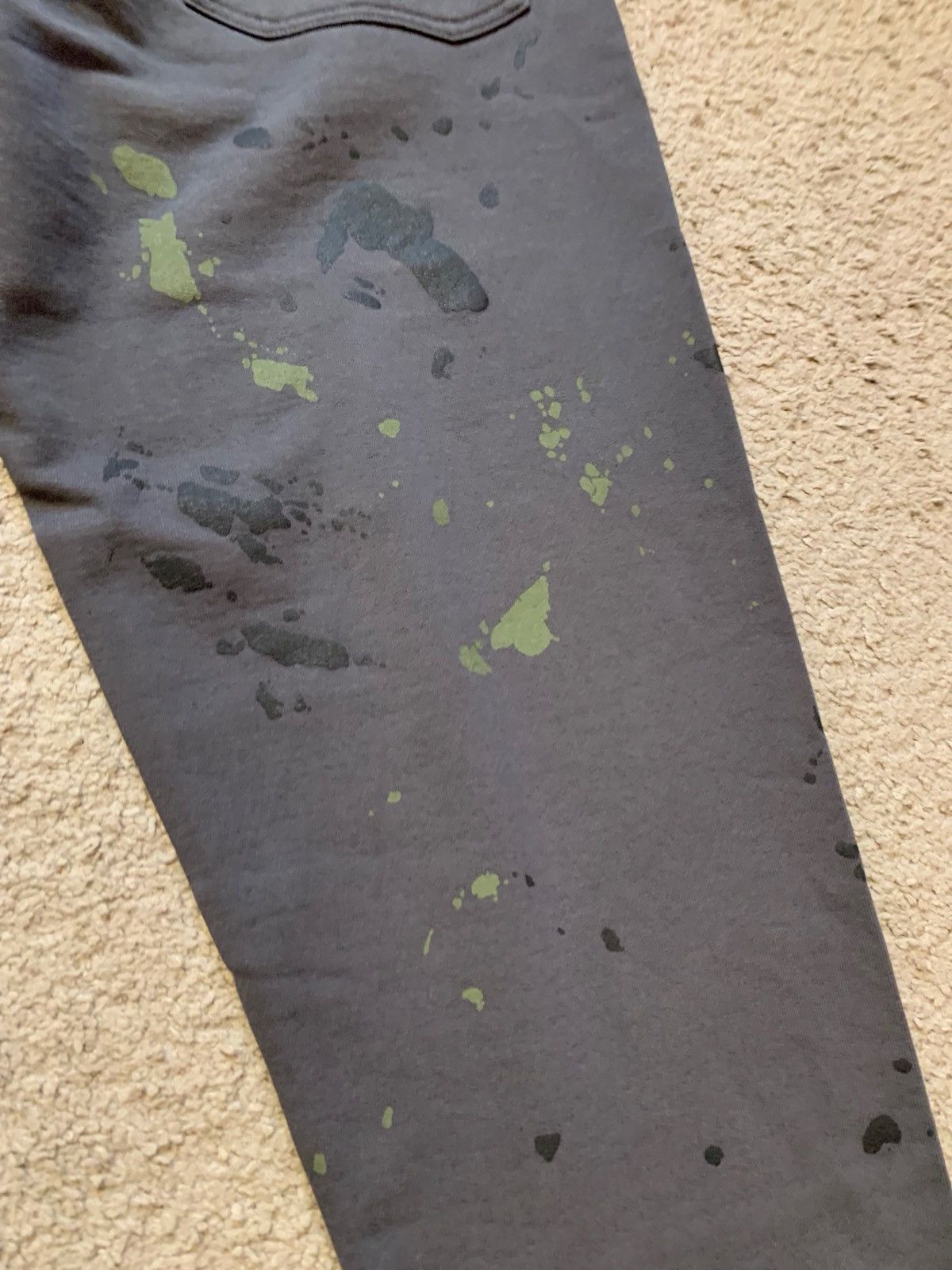 Helmut Lang HELMUT LANG PAINT SPLATTER SWEATPANTS Size US 32 / EU 48 - 12 Thumbnail