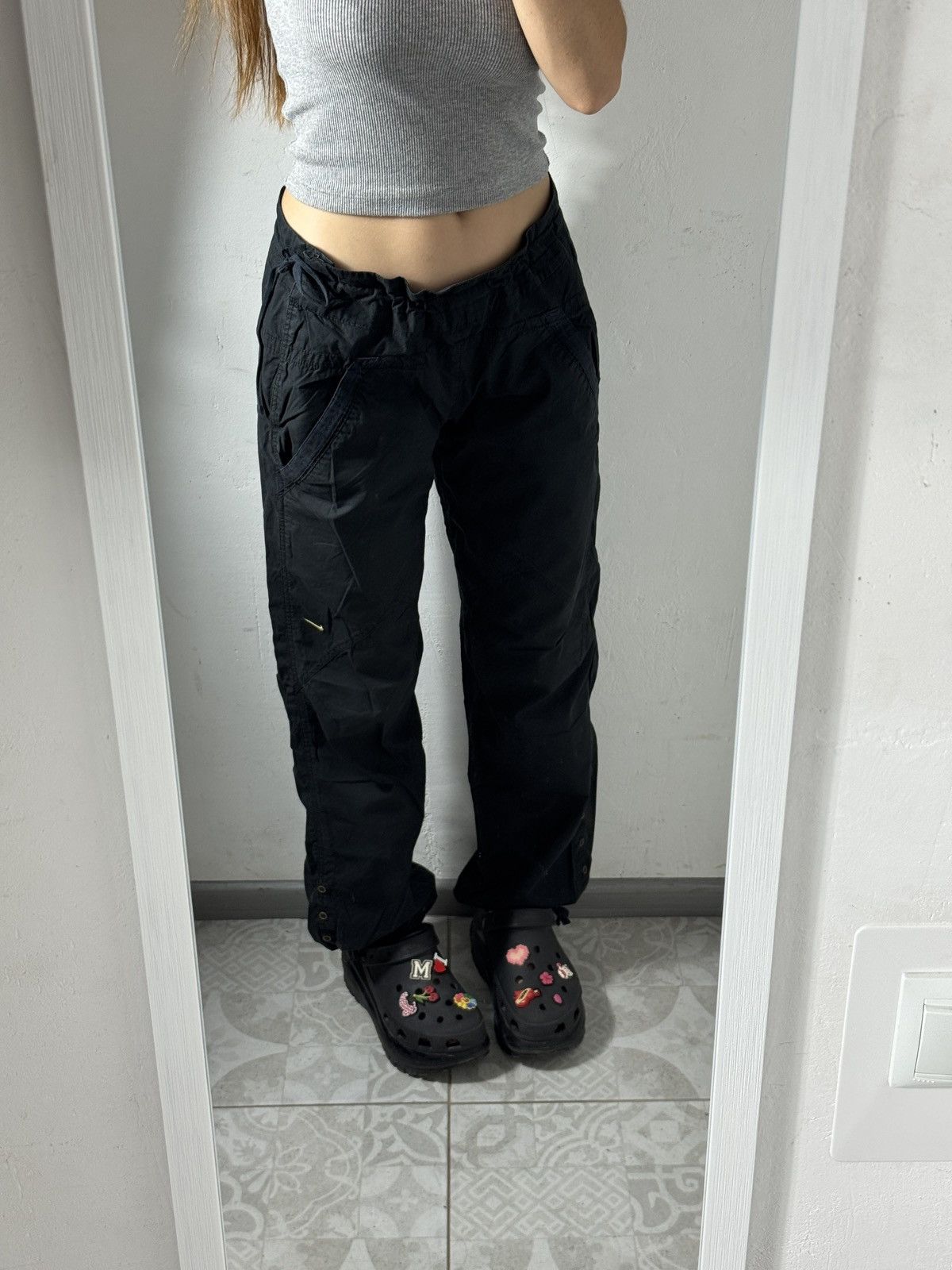 Nike VINTAGE NIKE MINI LOGO CARGO GORPCORE PANTS Size 30" / US 8 / IT 44 - 3 Thumbnail