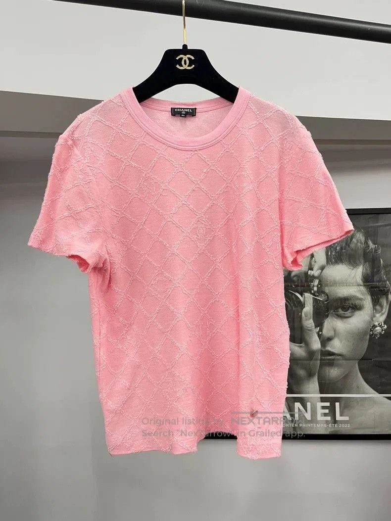 Chanel Chanel Pink Quilted Short Sleeve T. Size US XS / EU 42 / 0 - 1 Thumbnail