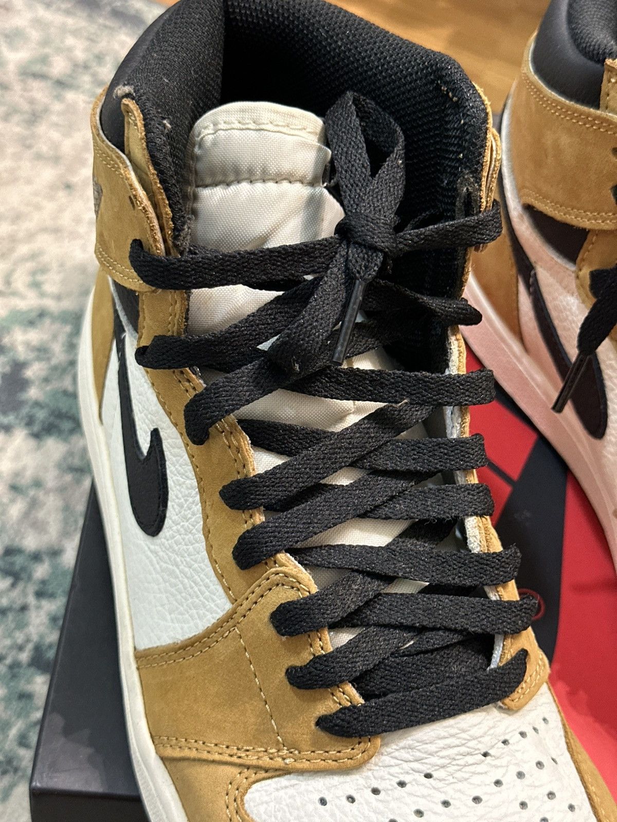 Jordan Brand × Nike Nike Air Jordan 1 High OG “Rookie of the Year” Size US 9.5 / EU 42-43 - 17 Thumbnail