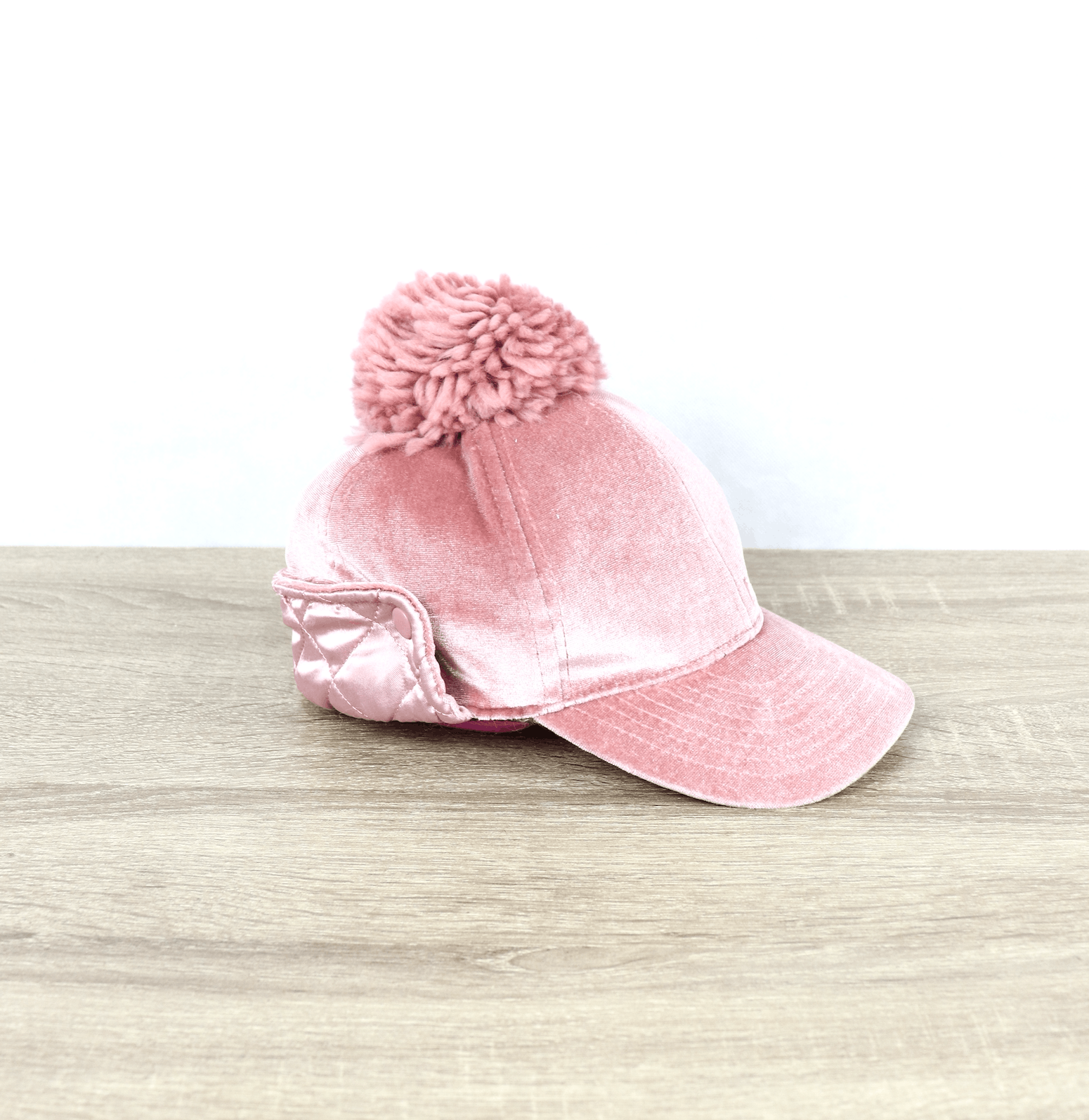 DKNY DKNY hunter velvet snowball cap Size ONE SIZE - 3 Thumbnail