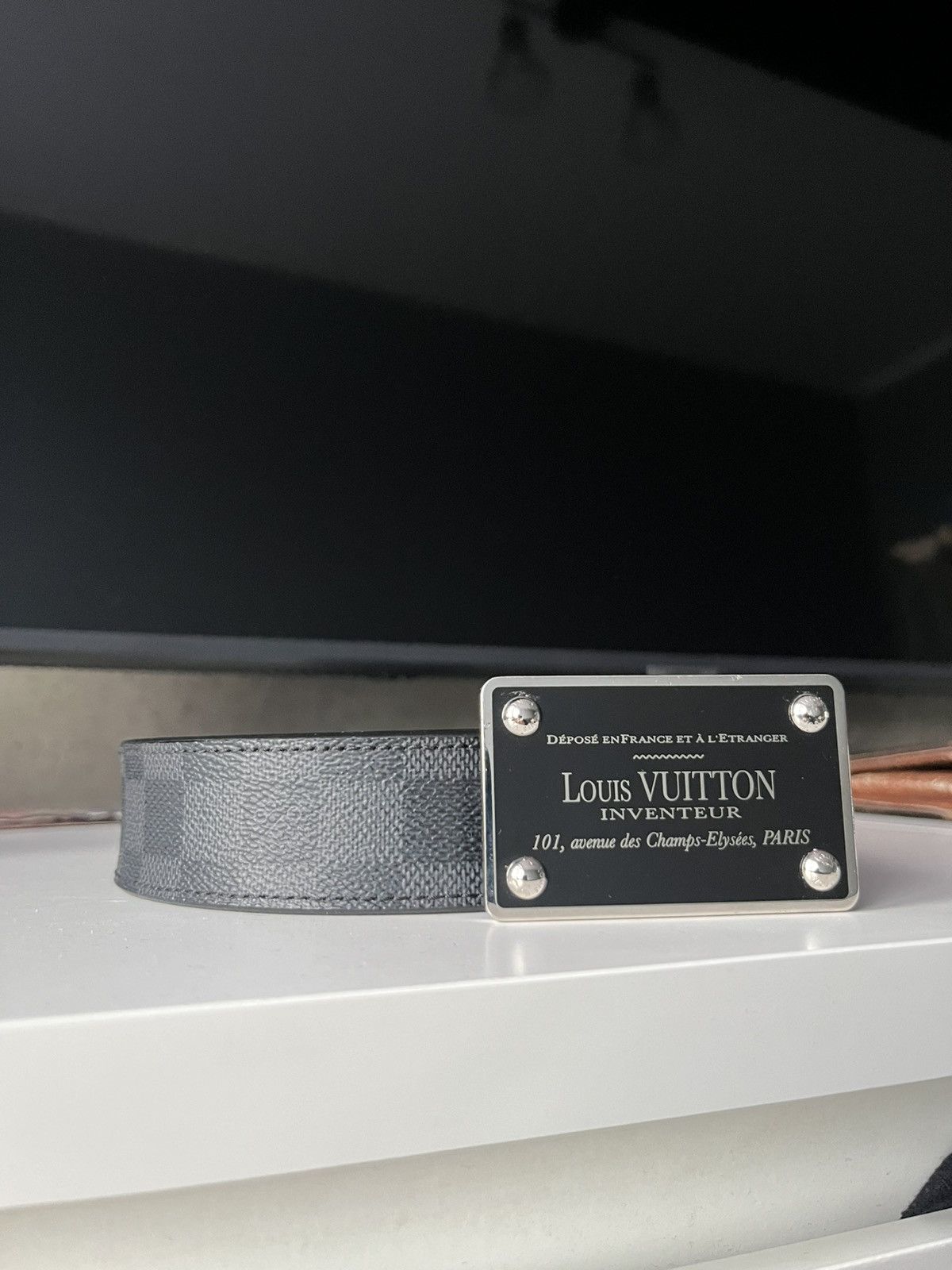 Louis Vuitton Louis Vuitton black belt Size 40 - 1 Thumbnail