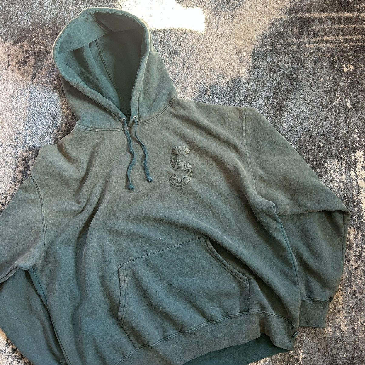 Supreme 2023 OVERDYED S LOGO HOODED SWEATSHiRT MiDWEiGHT FLEECE Size US XXL / EU 58 / 5 - 2 Thumbnail