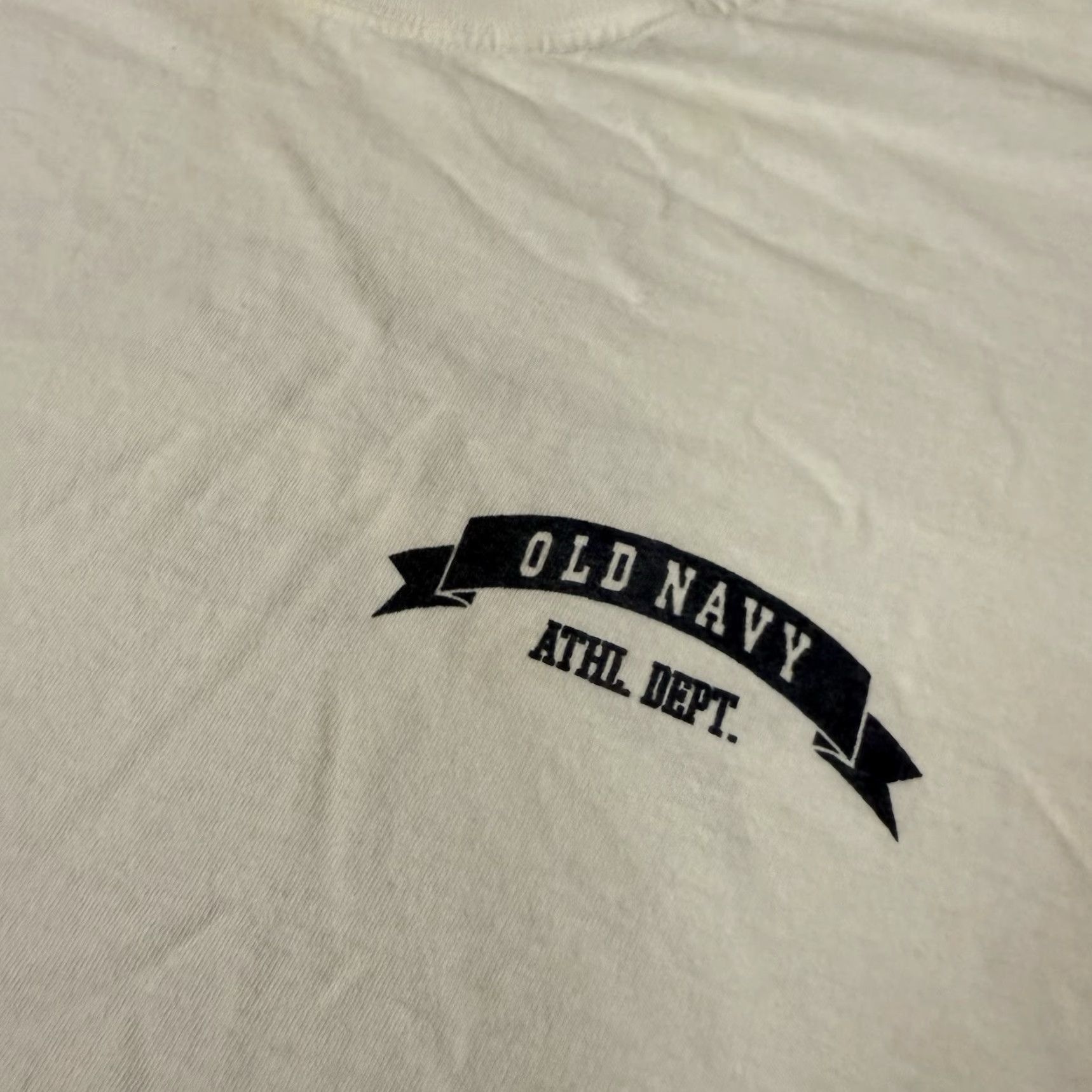 Old Navy VINTAGE Old Navy T Shirt Adult L White Logo USA Made Graphic Mens Shirt Size US L / EU 52-54 / 3 - 5 Thumbnail