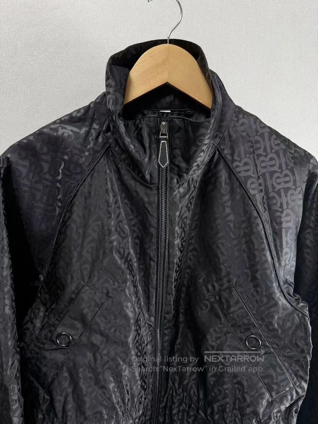 Burberry Burberry Black TB Patterned Waist Nylon Jacket. Size XS / US 0-2 / IT 36-38 - 3 Thumbnail