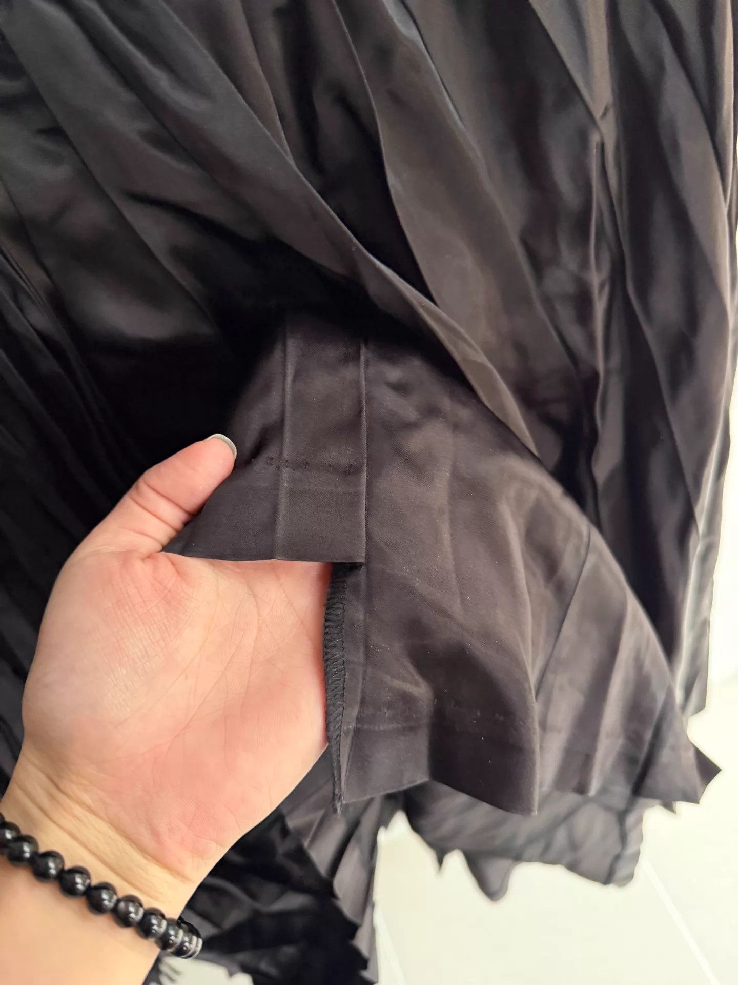 Comme des Garcons COMME DES GARÇONS BLACK Silk Dual Pleated Skirt XS Oversized Size 25" / US 0 / IT 36 - 6 Thumbnail