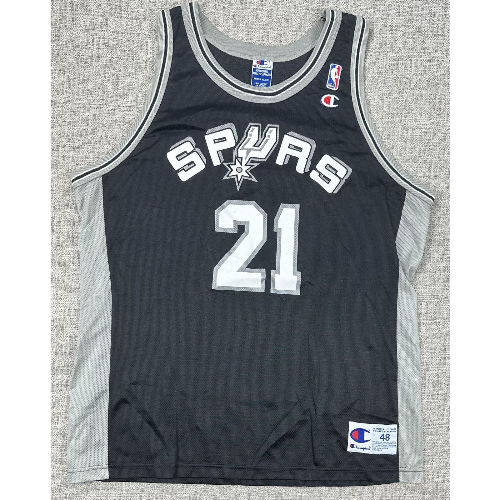 Champion San Antonio Spurs Jersey Mens XL NBA Tim Duncan 21 Champion Size US XL / EU 56 / 4 - 1 Thumbnail