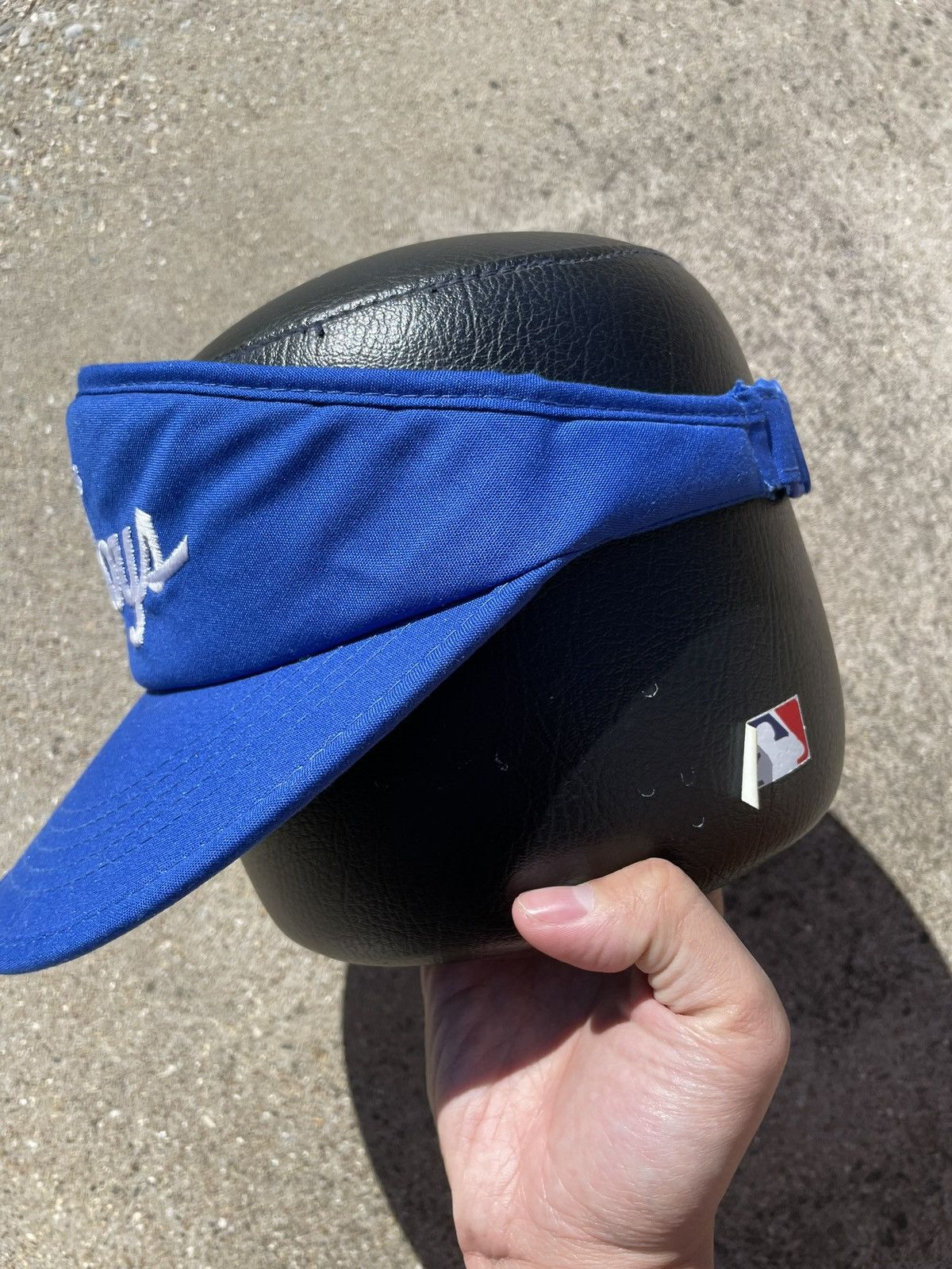 Sports Specialties Vintage Dallas Cowboys Sports Specialties Script Visor Hat Size ONE SIZE - 6 Thumbnail
