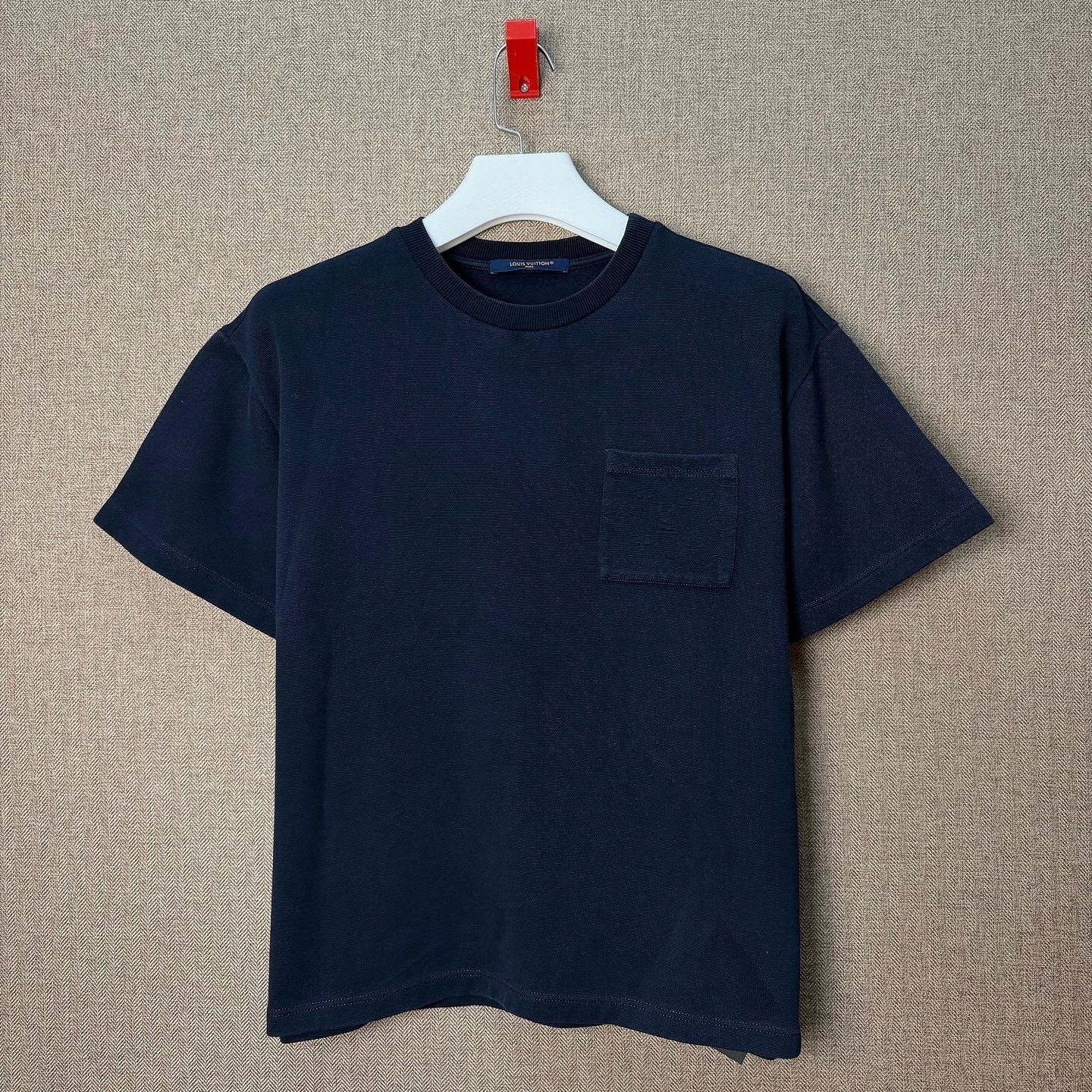 Louis Vuitton Louis Vuitton Pocket T-Shirt Navy Blue Size L Size US L / EU 52-54 / 3 - 1 Thumbnail