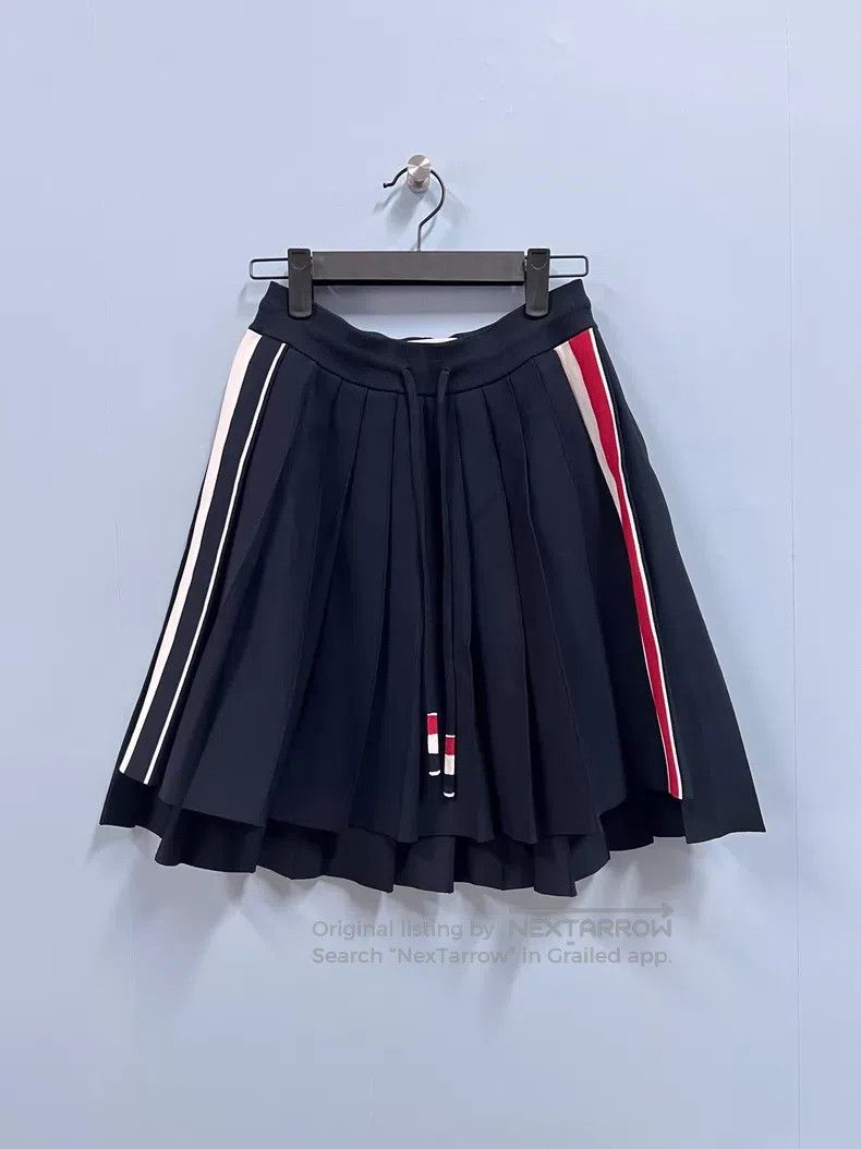 Thom Browne Thom Browne Red and blue striped pleated short skirt Size 25" / US 0 / IT 36 - 1 Thumbnail
