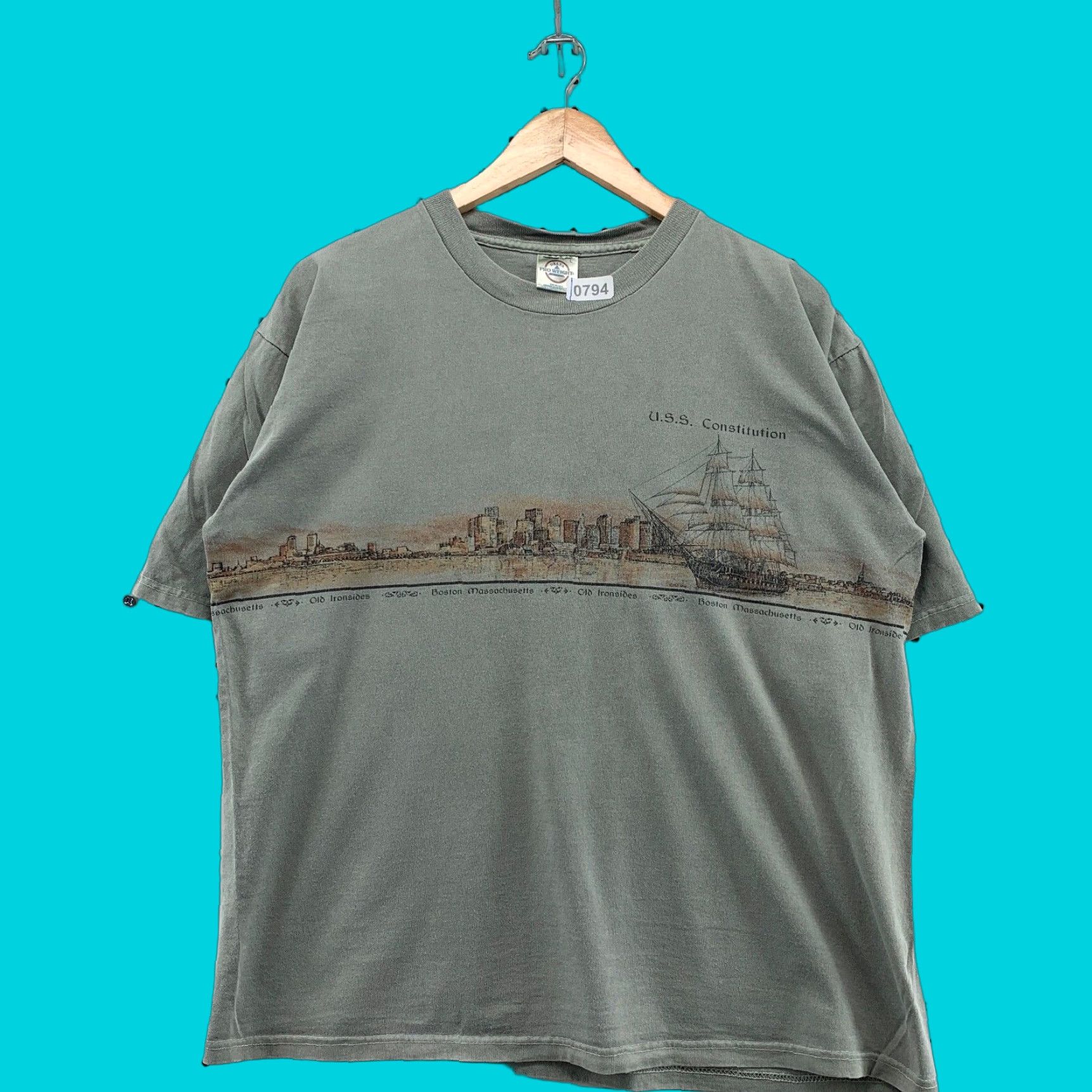 Vintage VINTAGE USS Constitution Shirt Large Adult L Gray Boston History Graphic Print Mens Size US L / EU 52-54 / 3 - 1 Thumbnail