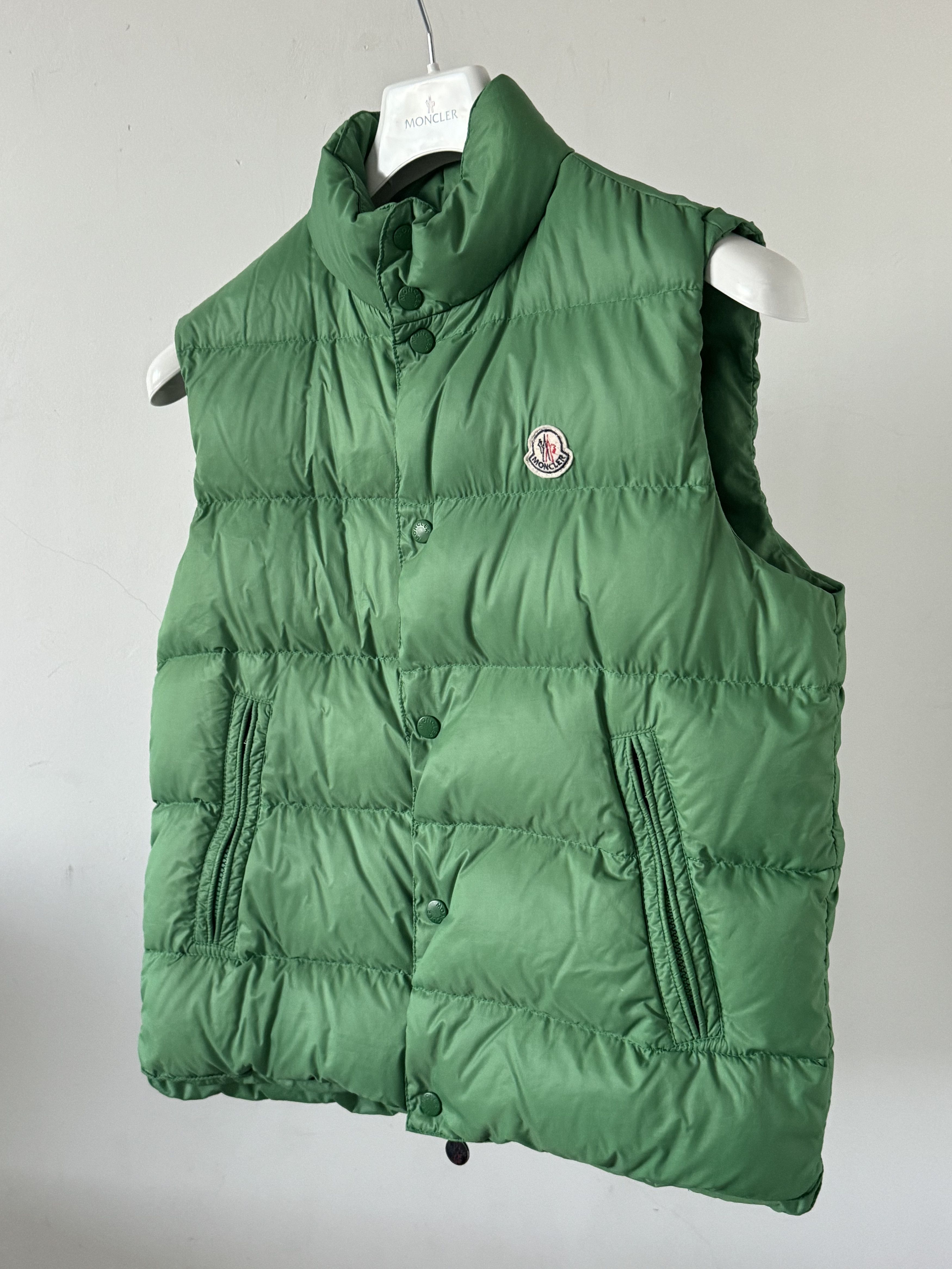 ジャケット・アウター MONCLER CARDAMINE GILET DARK GREEN Moncler Moncler Cardamine Gilet size M 2 Mens down vest