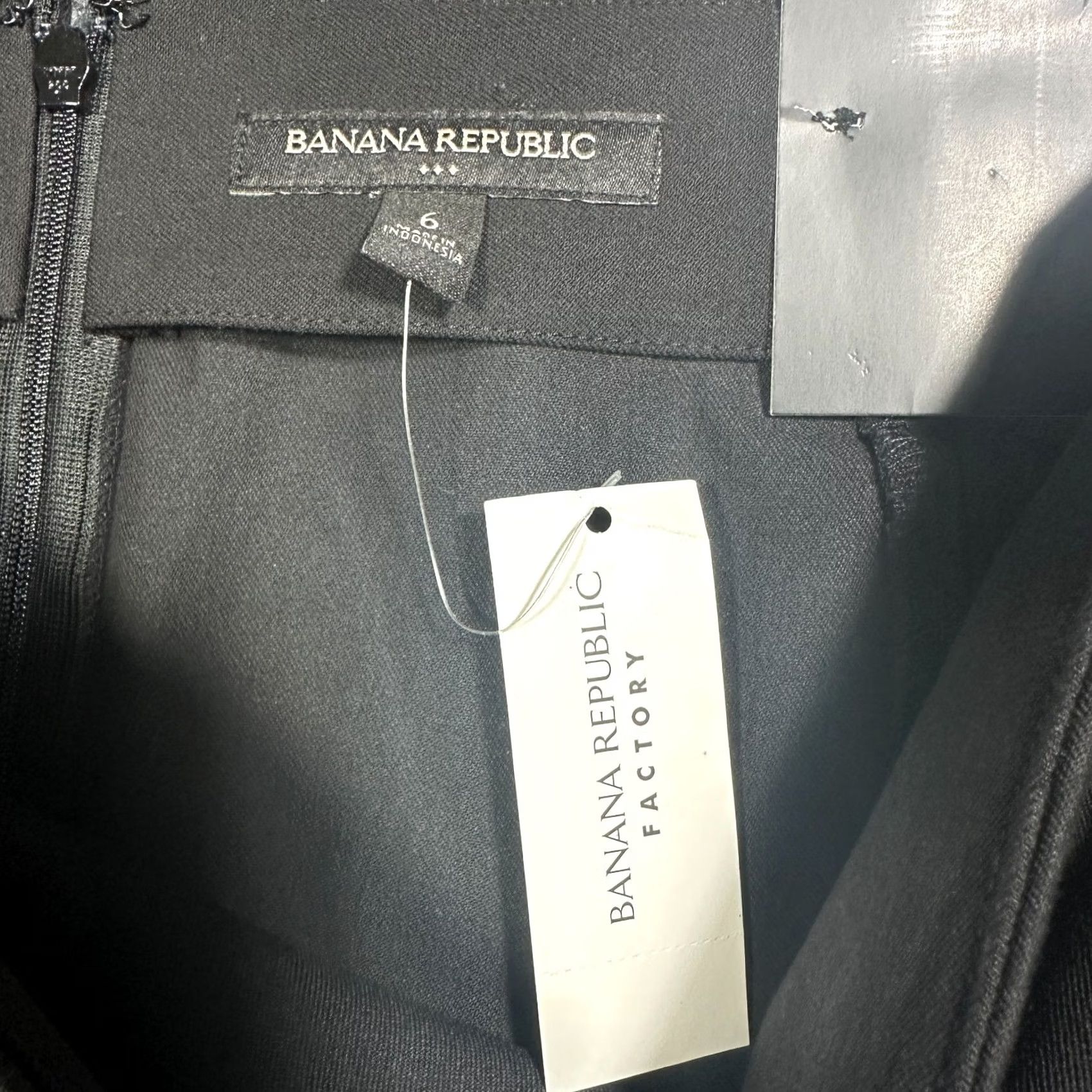 Banana Republic Banana Republic Skirt Womens 6 Black Cotton Stretch Pencil Back Zip Vent NEW Size 28" / US 6 / IT 42 - 4 Thumbnail