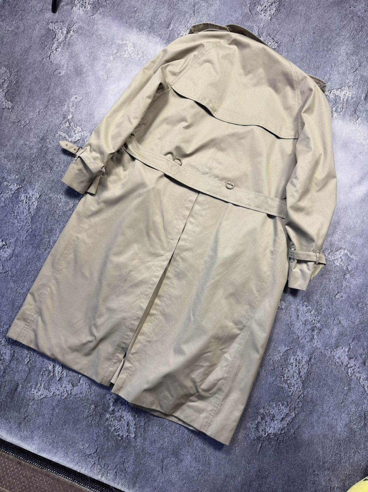 Burberry Burberrys’ Vintage Trench Coat — Classic British Style Size US L / EU 52-54 / 3 - 12 Thumbnail