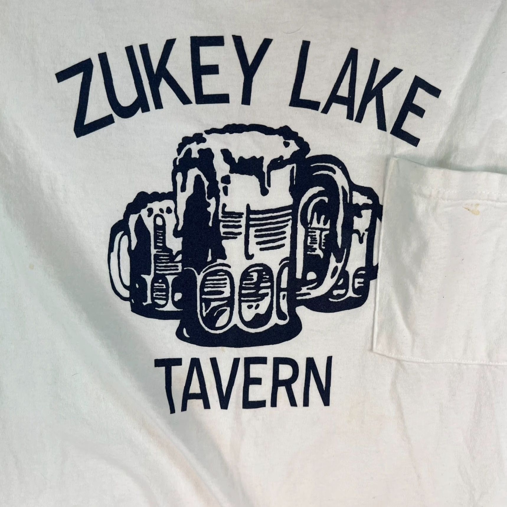 Vintage VINTAGE Zukey Lake Tavern Cut Off Shirt Mens Large White Solid Crew Neck Bar Theme Size US L / EU 52-54 / 3 - 2 Thumbnail