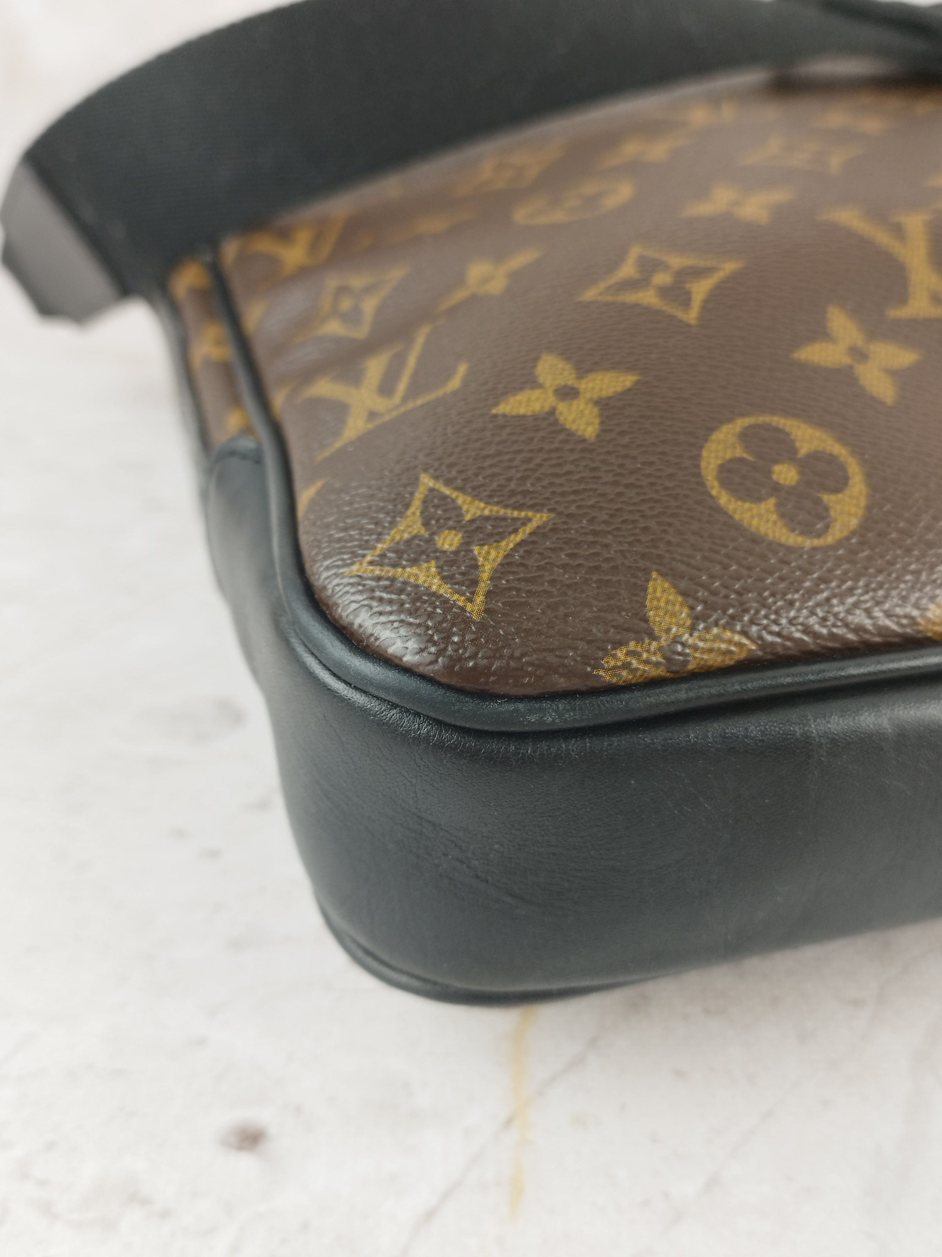 Louis Vuitton Louis Vuitton Monogram Macassar Canvas Bass MM bag Size ONE SIZE - 10 Thumbnail
