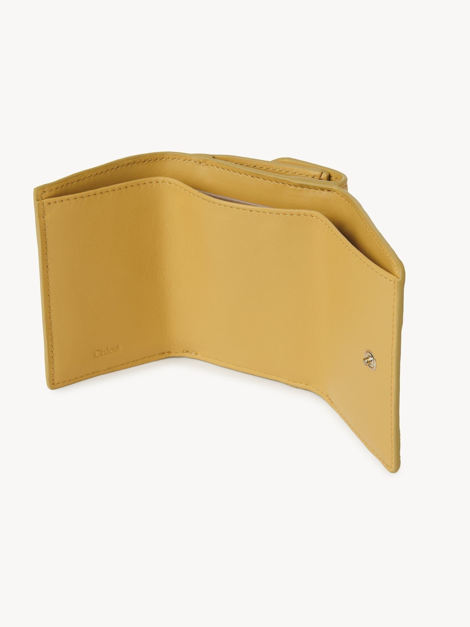 Chloe o1loc1c0425 CHC23 Size: OS / Sense Mini Trifold Wallet Size ONE SIZE - 3 Thumbnail