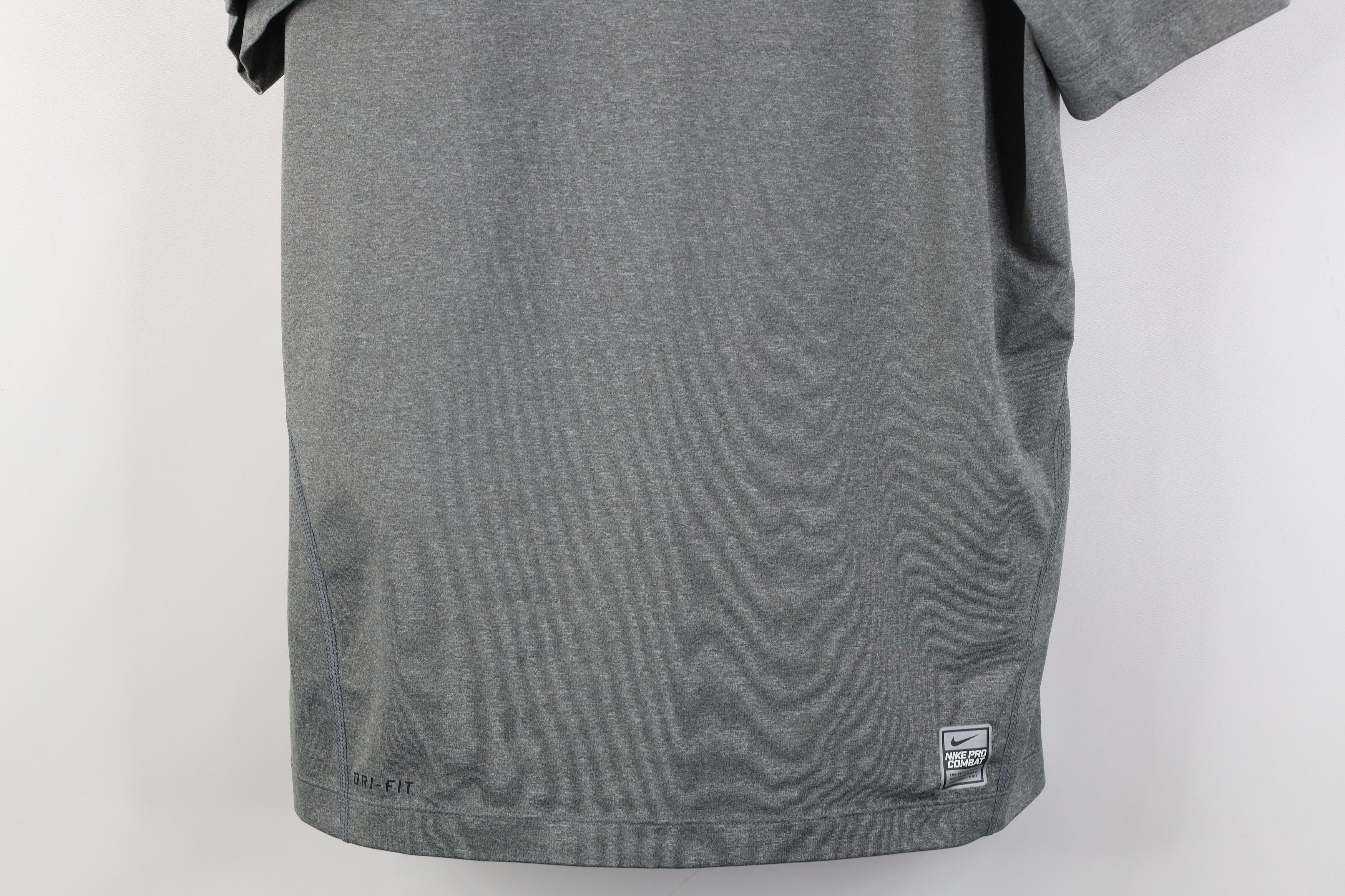 Nike Nike Pro Combat Compression Gym Short Sleeve T-Shirt Size US M / EU 48-50 / 2 - 3 Thumbnail