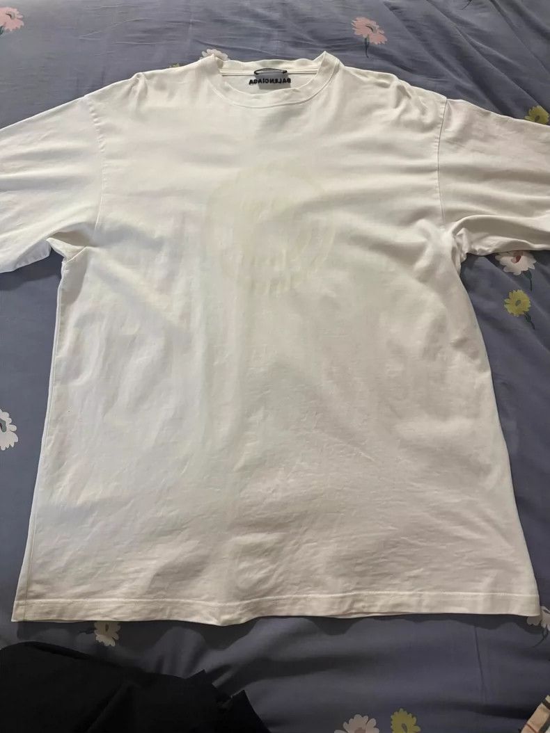 Balenciaga Balenciaga Luminous Elf Smiling Face Round Neck Short Sleev Size US XS / EU 42 / 0 - 1 Thumbnail