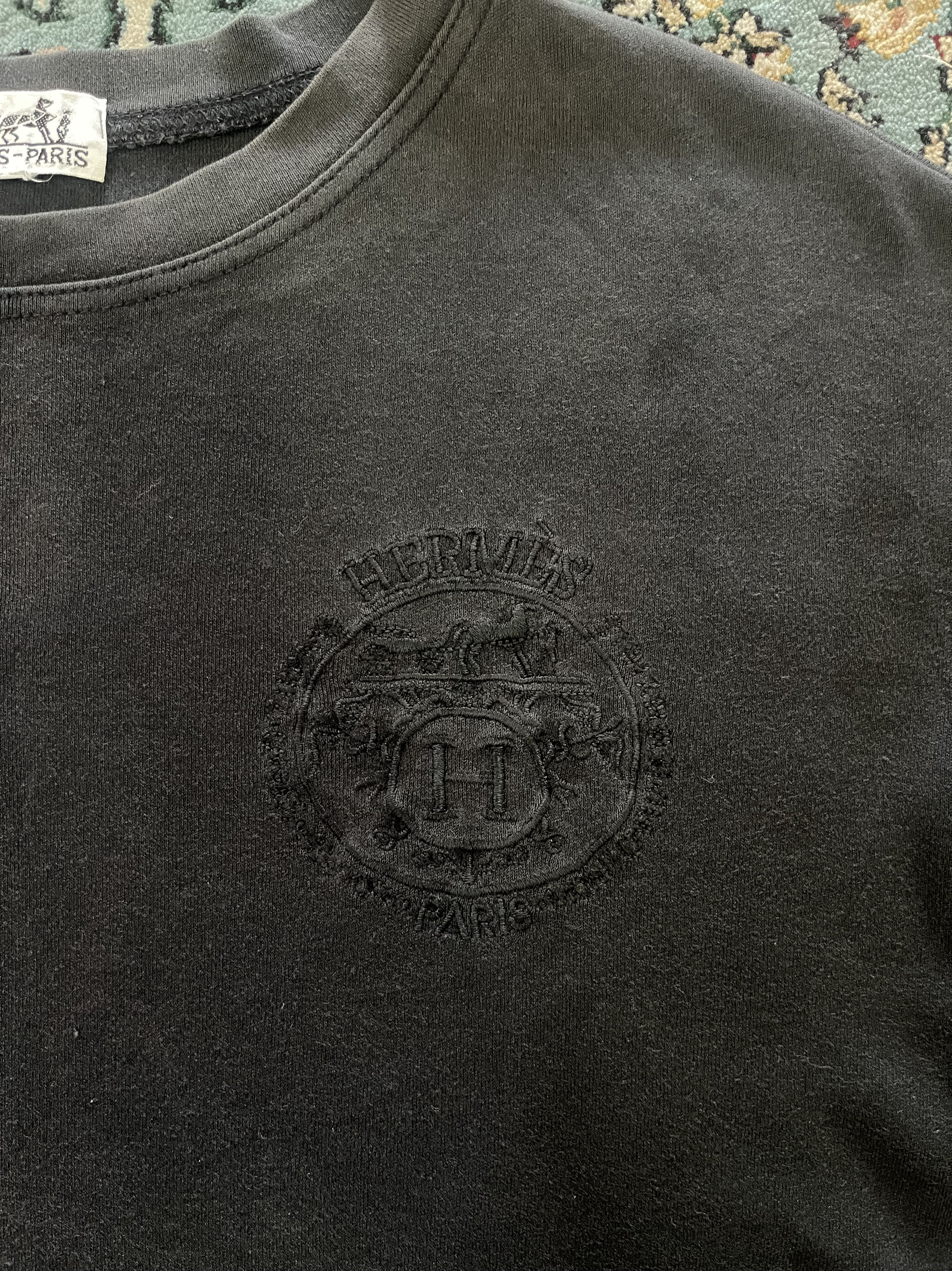 Hermes Vintage 90s Hermes Long Sleeve Black Minor Faded of the Day Size S / US 4 / IT 40 - 3 Thumbnail