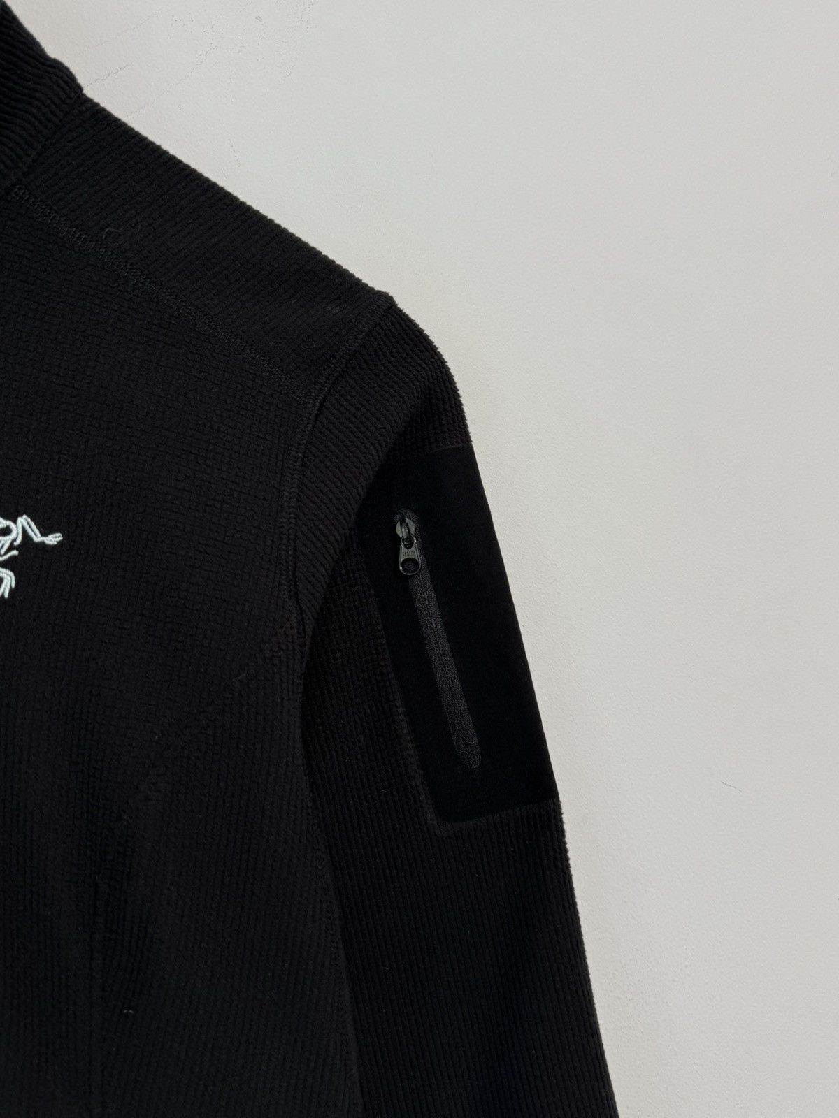 Arc'teryx 🔥Arc’teryx Outdoor Fleece Y2K style Rare Size S / US 4 / IT 40 - 6 Thumbnail