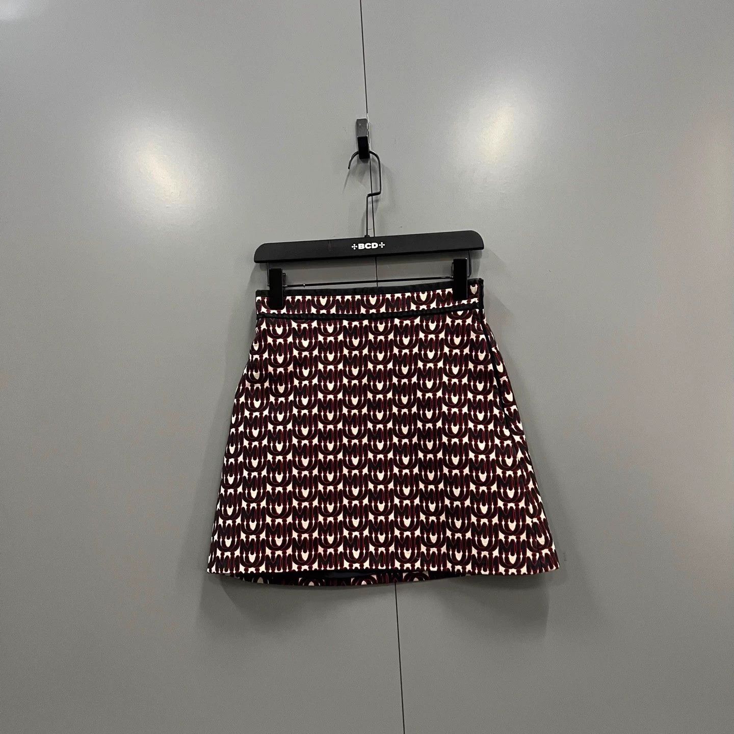 Miu Miu interlocked logo mini skirt 38 95 New